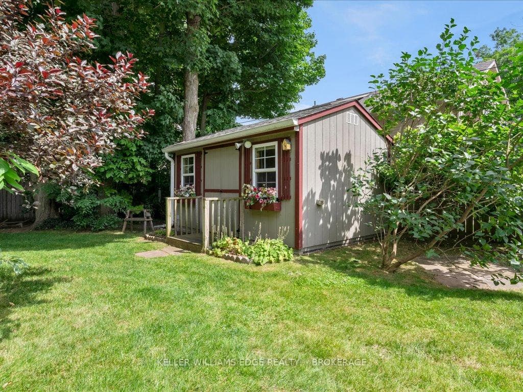 3245 HYMAN Avenue photo 33