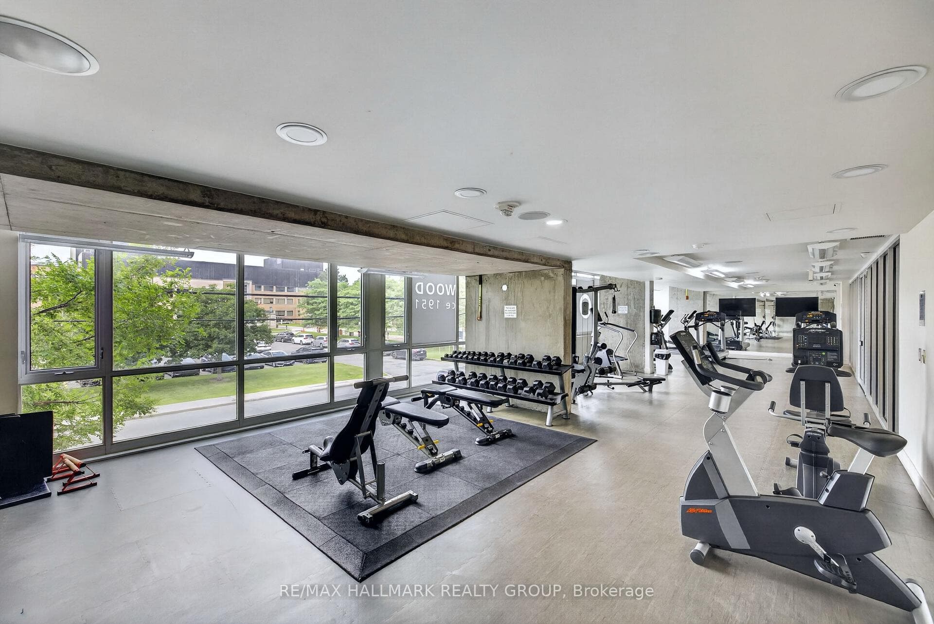 201 Parkdale Avenue Unit 1001 photo 22