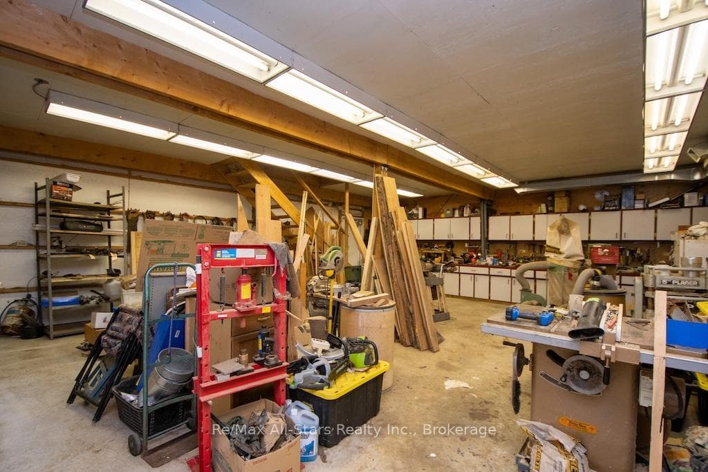 421 Ogemah Road photo 41
