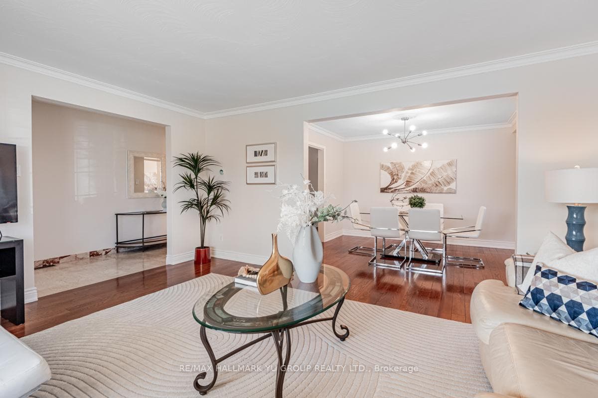 44 Edmonton Road photo 4