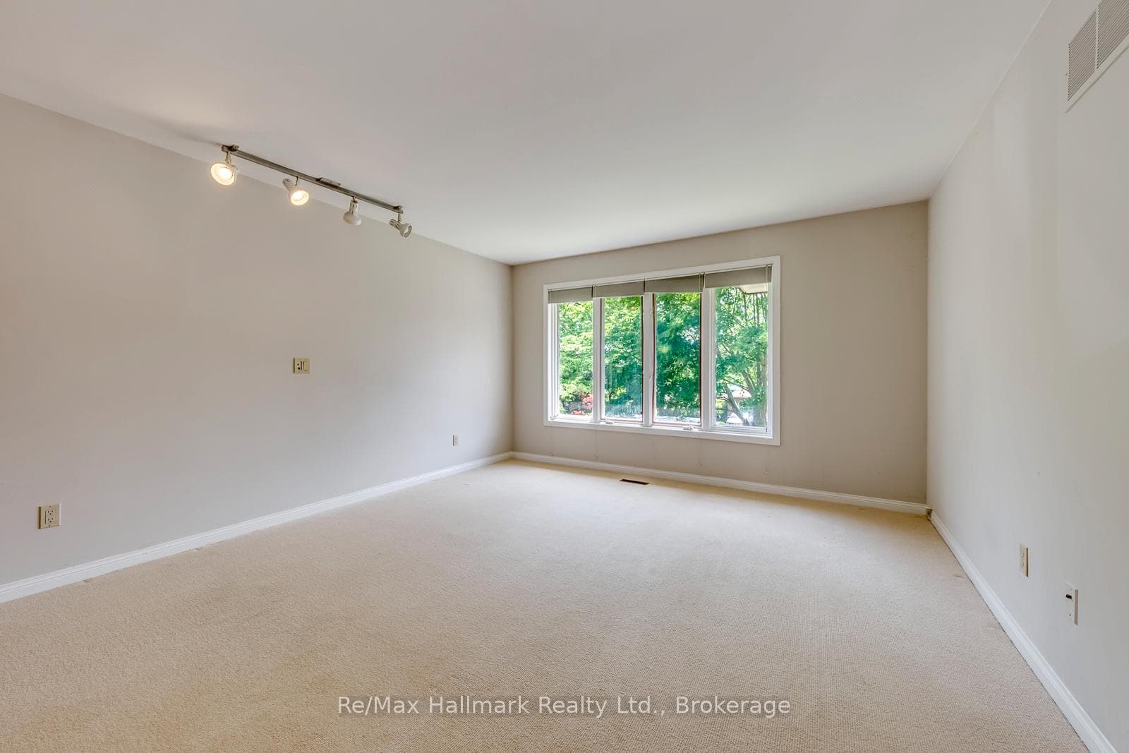 2251 Bennington Gate photo 36