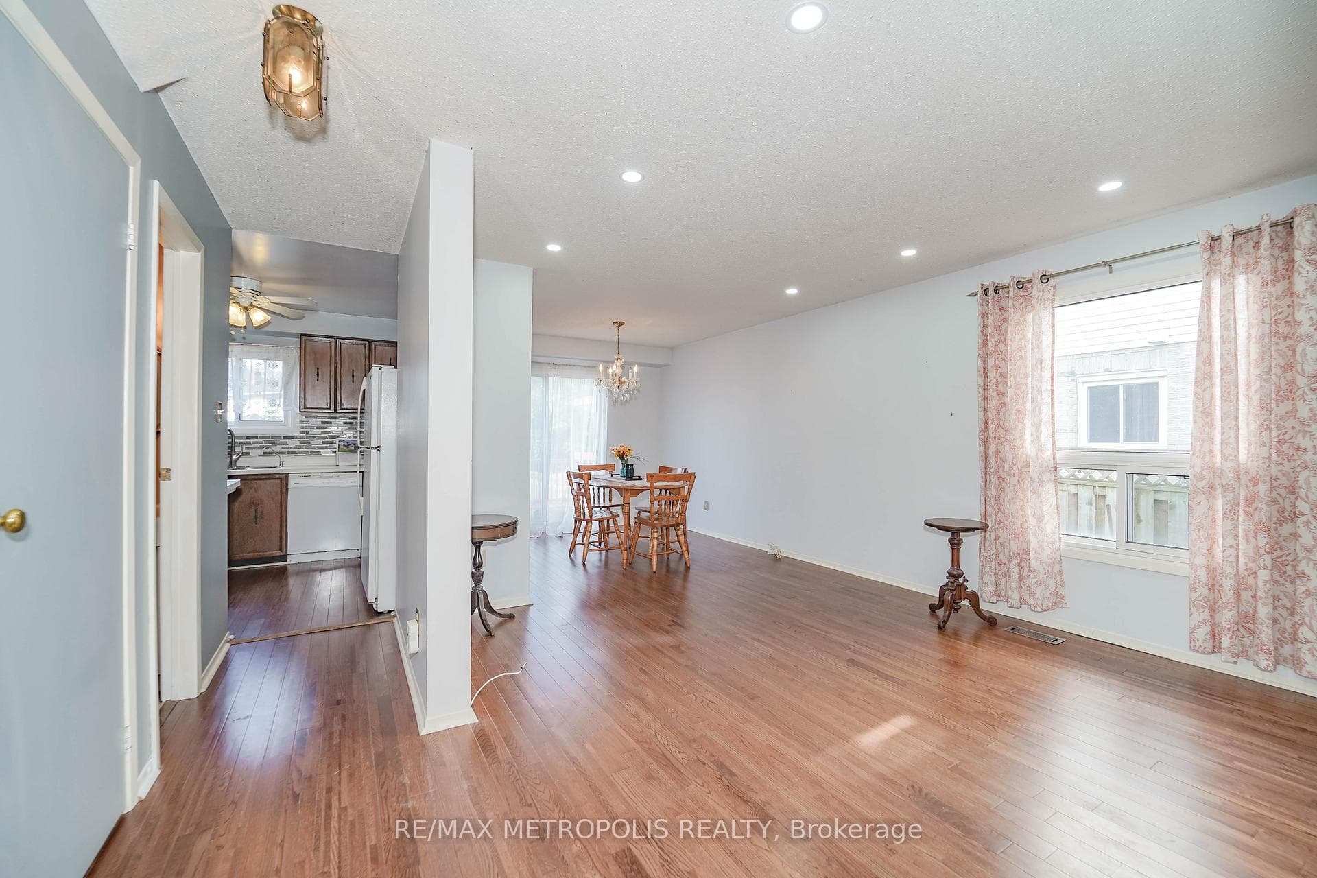 10 Kipling Crescent photo 10