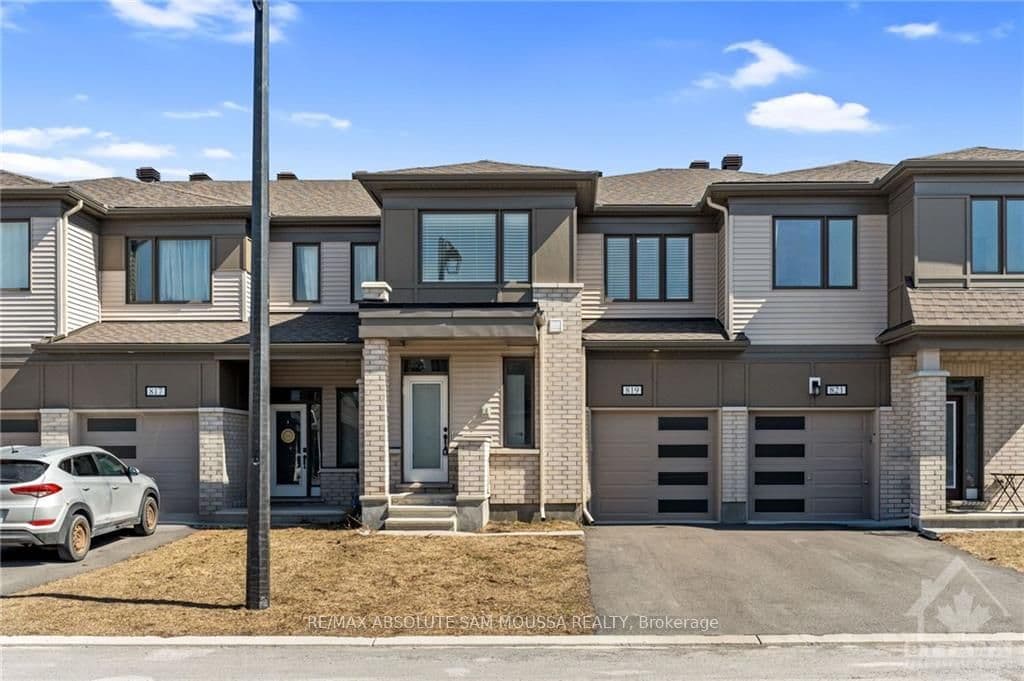 819 REGULUS Ridge photo 2