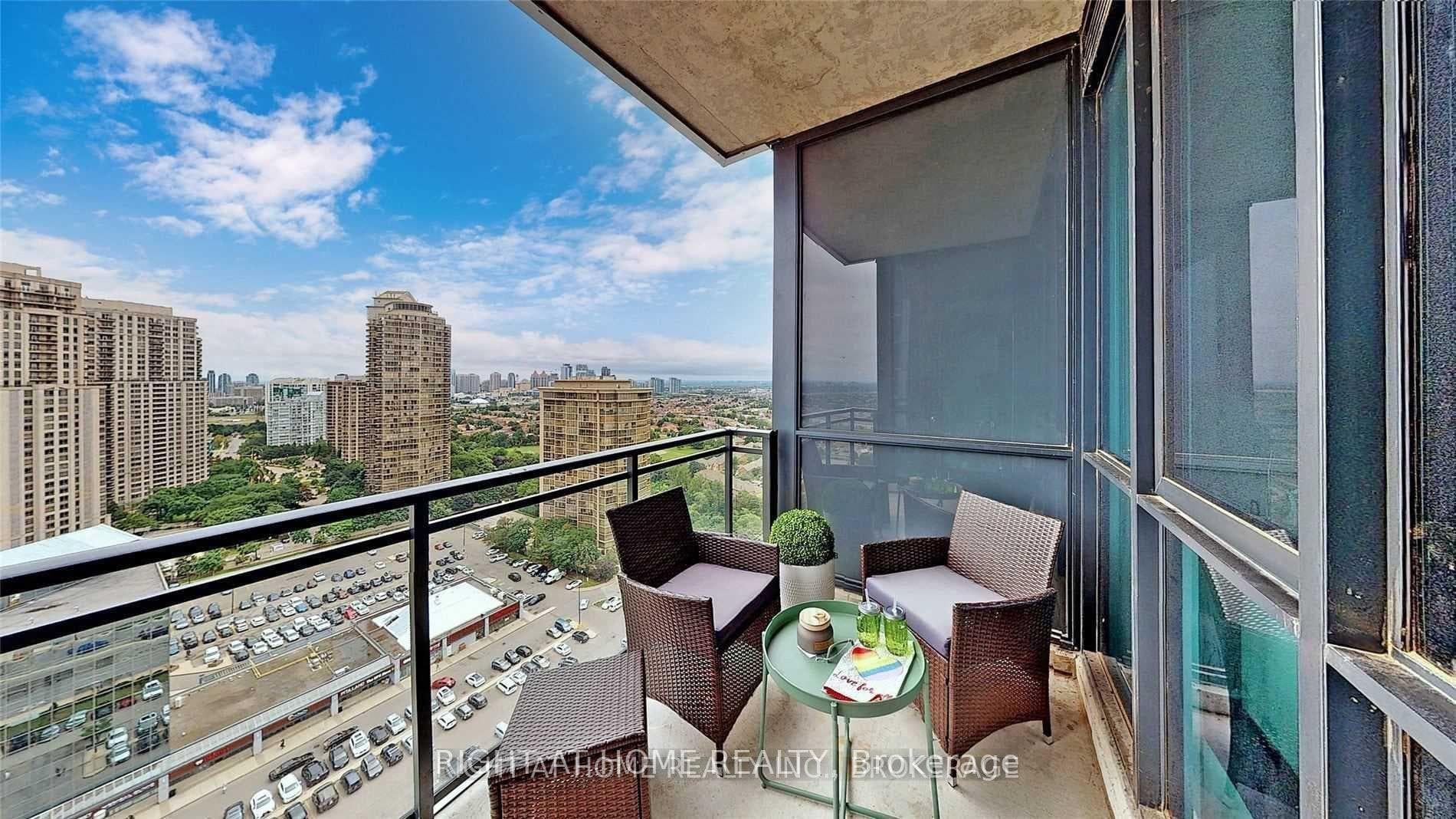 55 Eglinton Avenue Unit 2106 photo 15