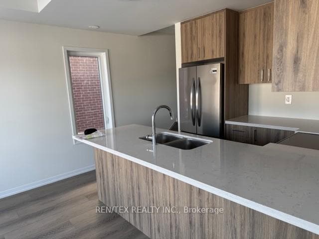 76 Matawin Lane photo 6