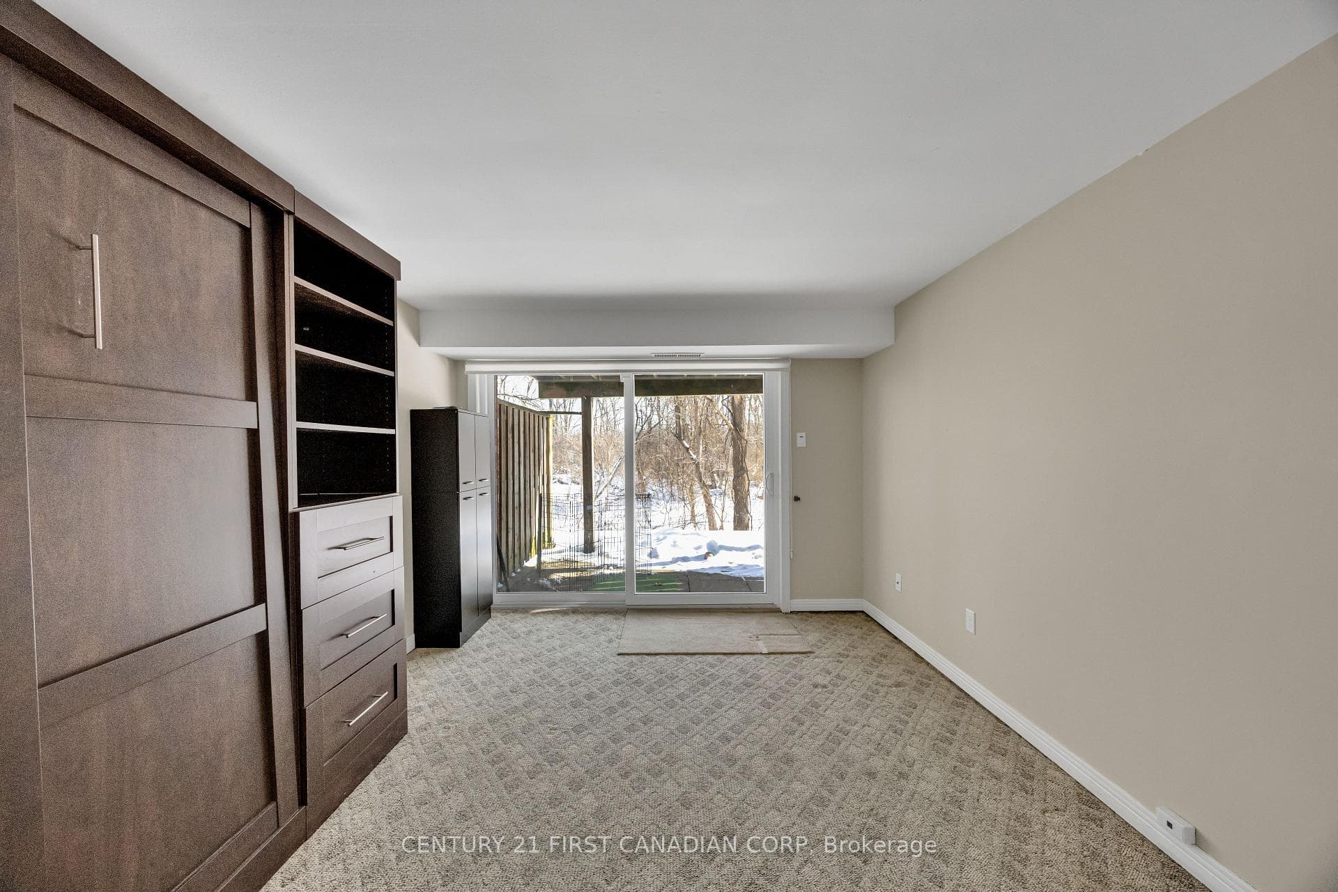 703 WINDERMERE Road Unit 3 photo 43