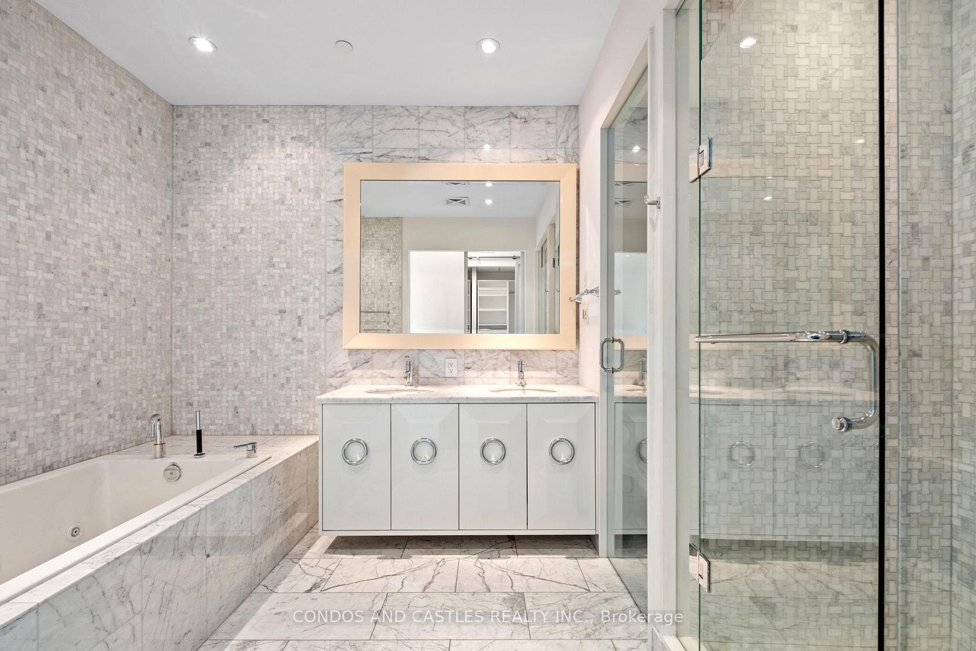 88 Park Lawn Road Unit 2907 photo 35