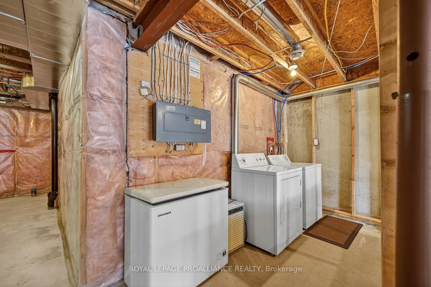 271 Beley Street photo 26