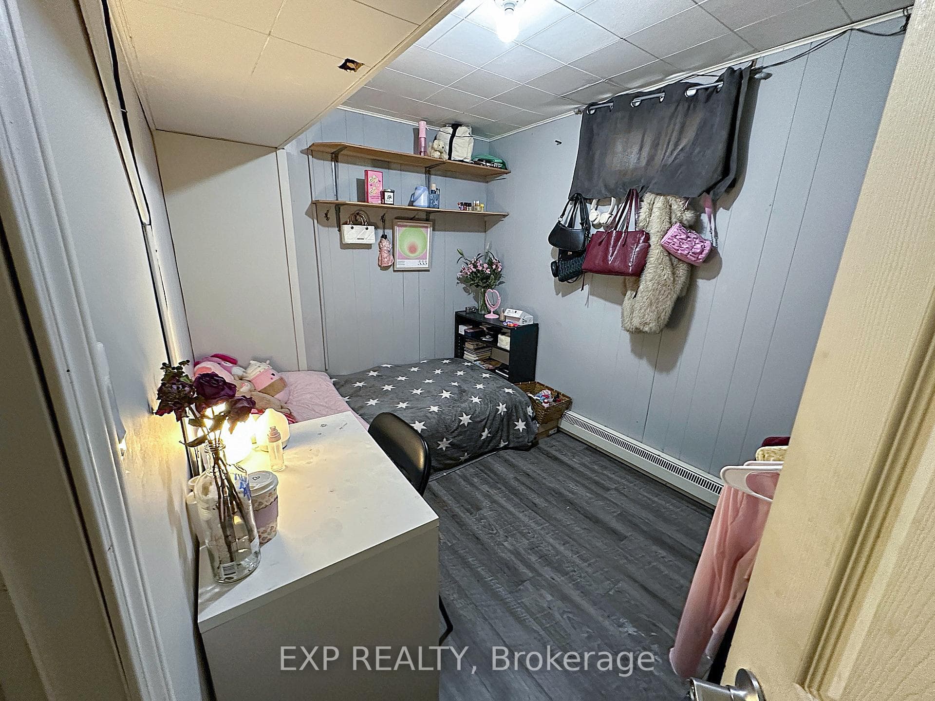 144 Tilley Road photo 19
