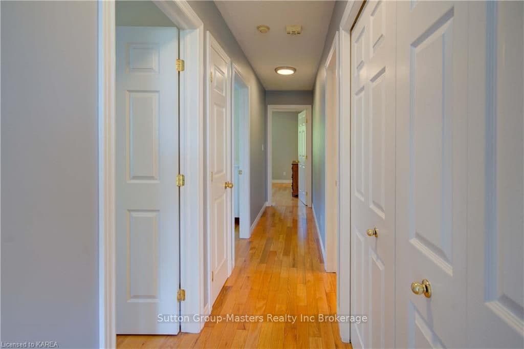 668 MELROSE Street photo 18