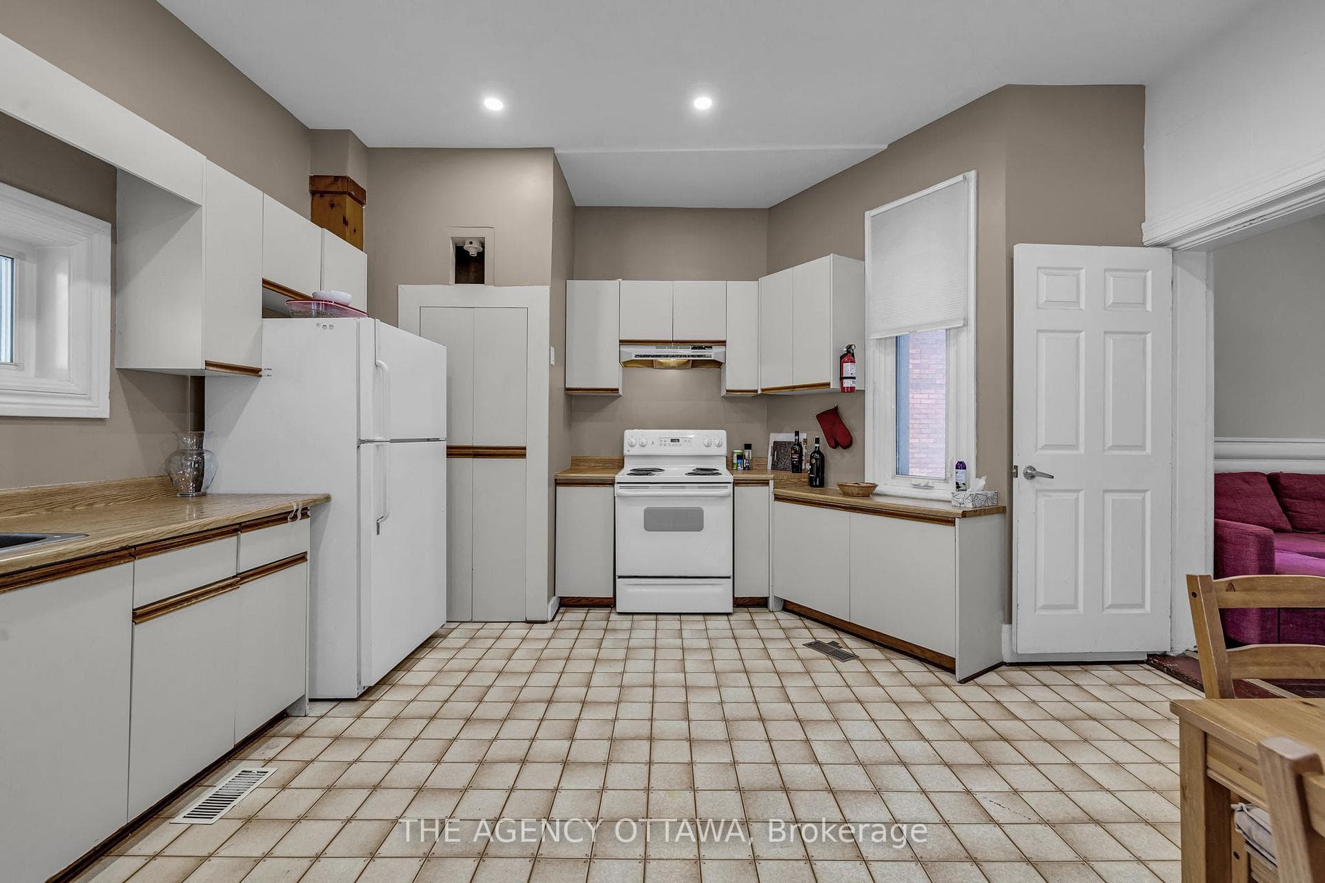 Kitchen #1 - Main Level Unit