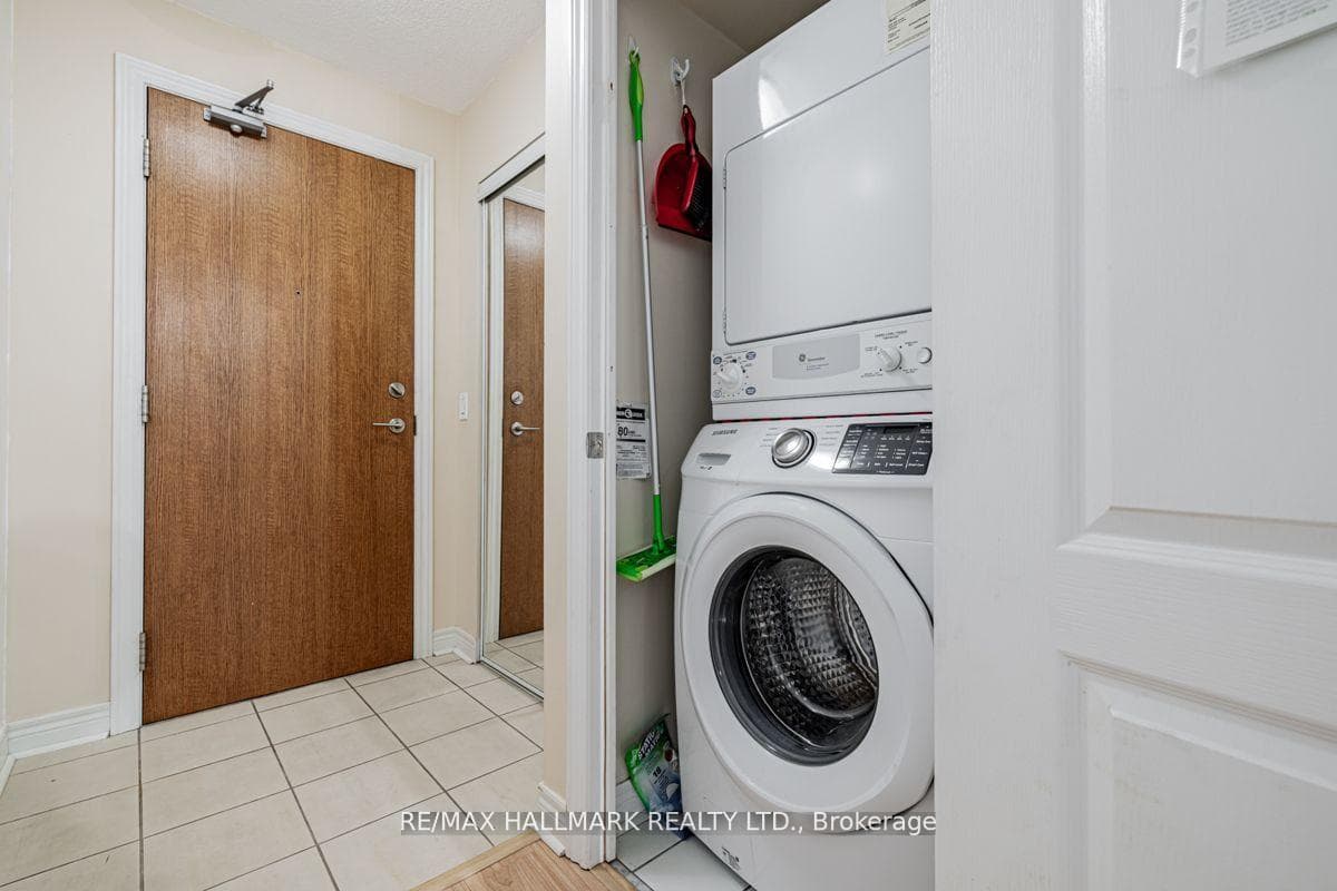 50 Disera Drive Unit 717 photo 20