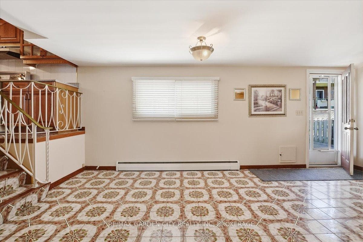 41 Albert Street photo 17