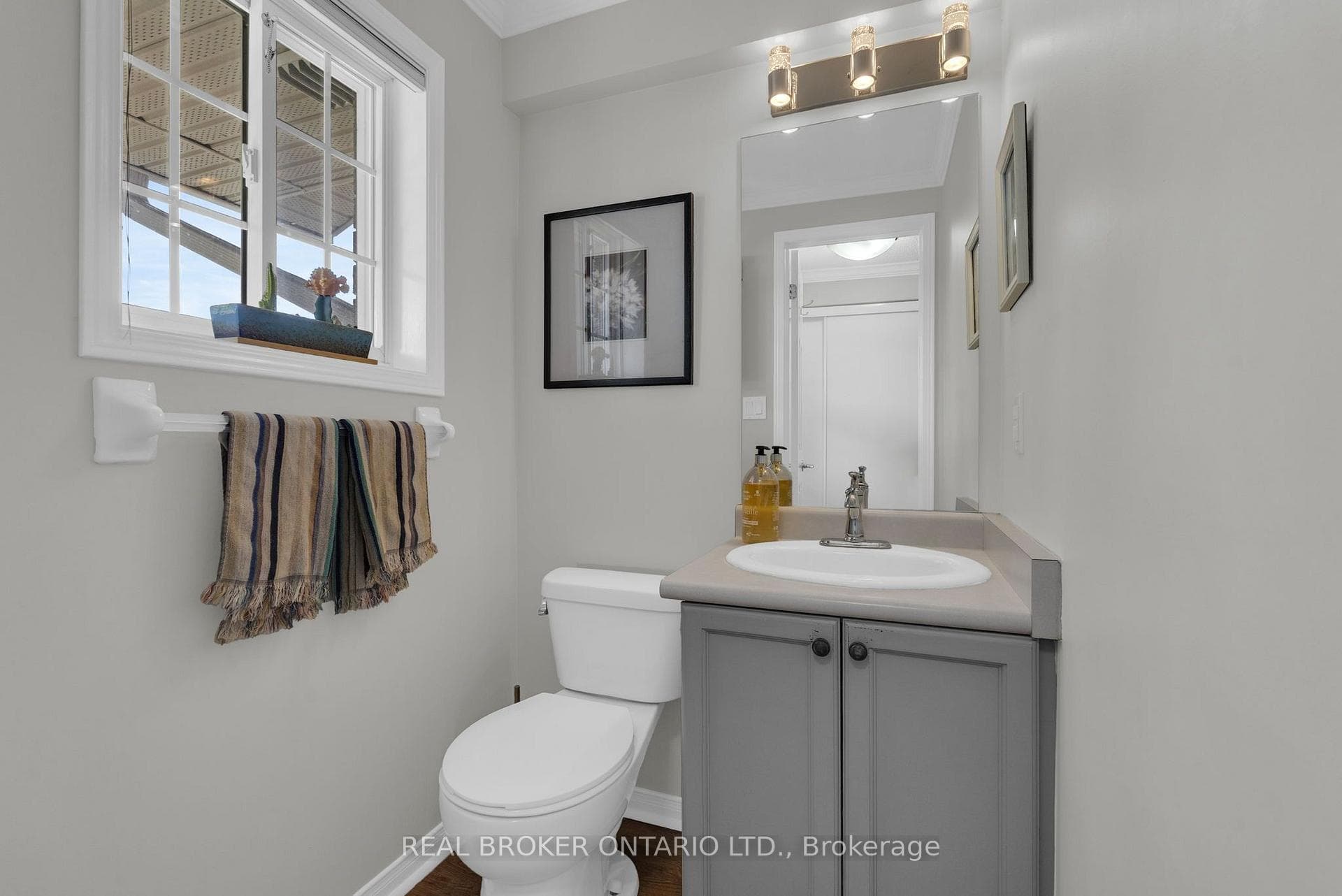 166 Tunbridge Road photo 19