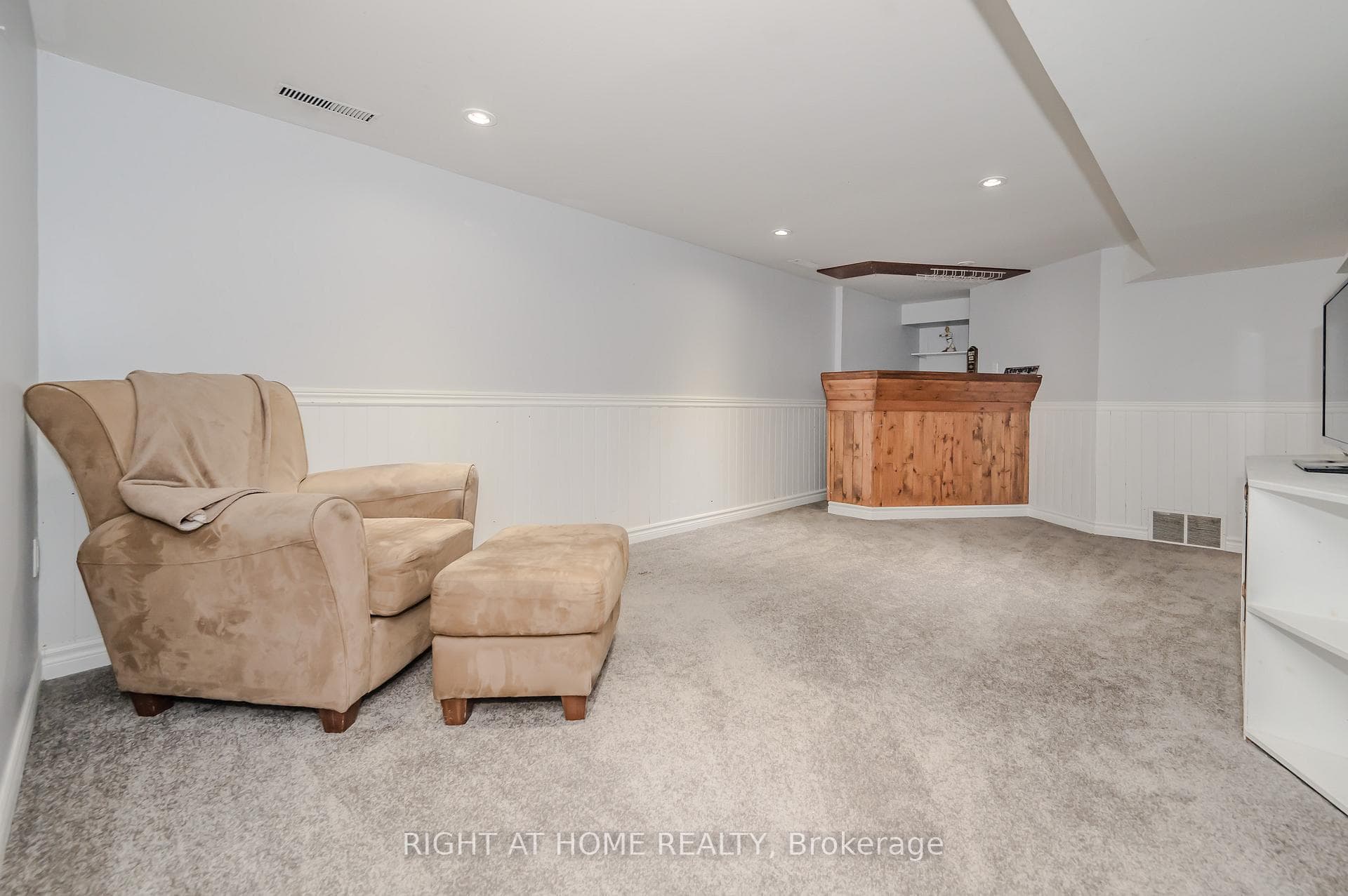 1322 Richmond Road photo 27