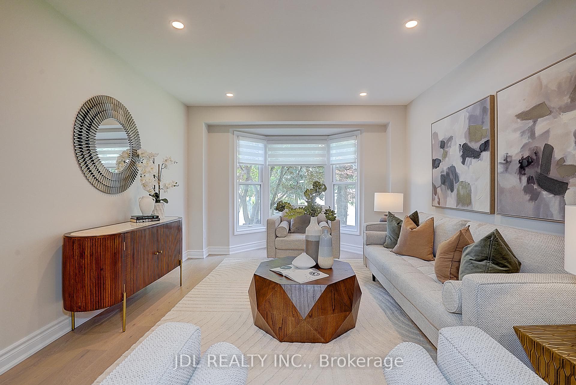 148 Manhattan Drive photo 6