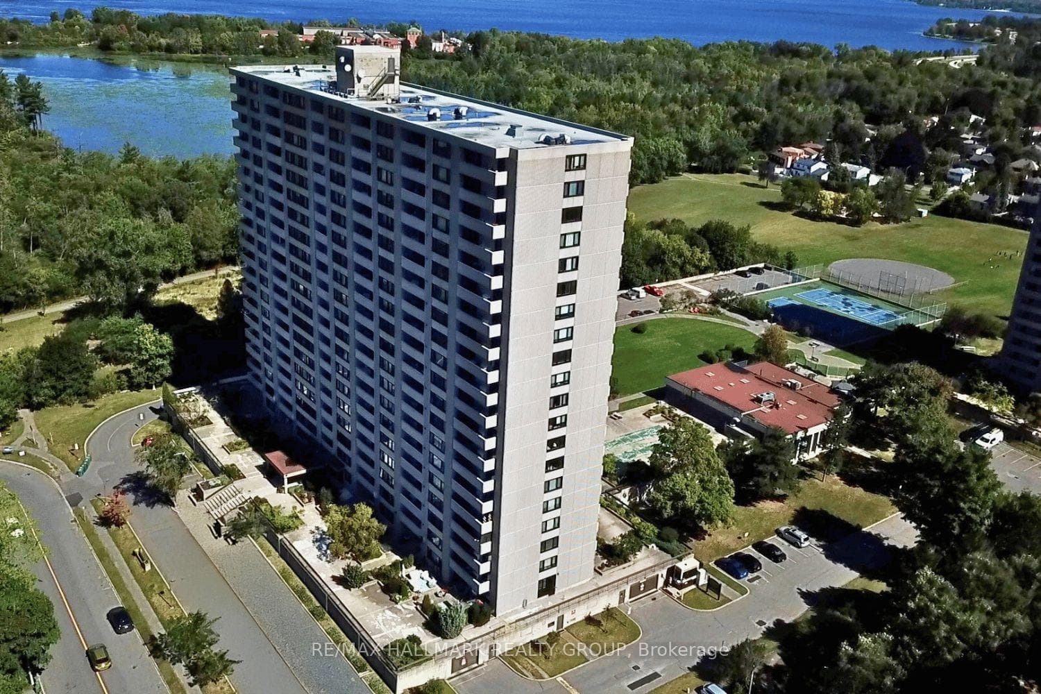 265 Poulin Avenue Unit 805 photo 24