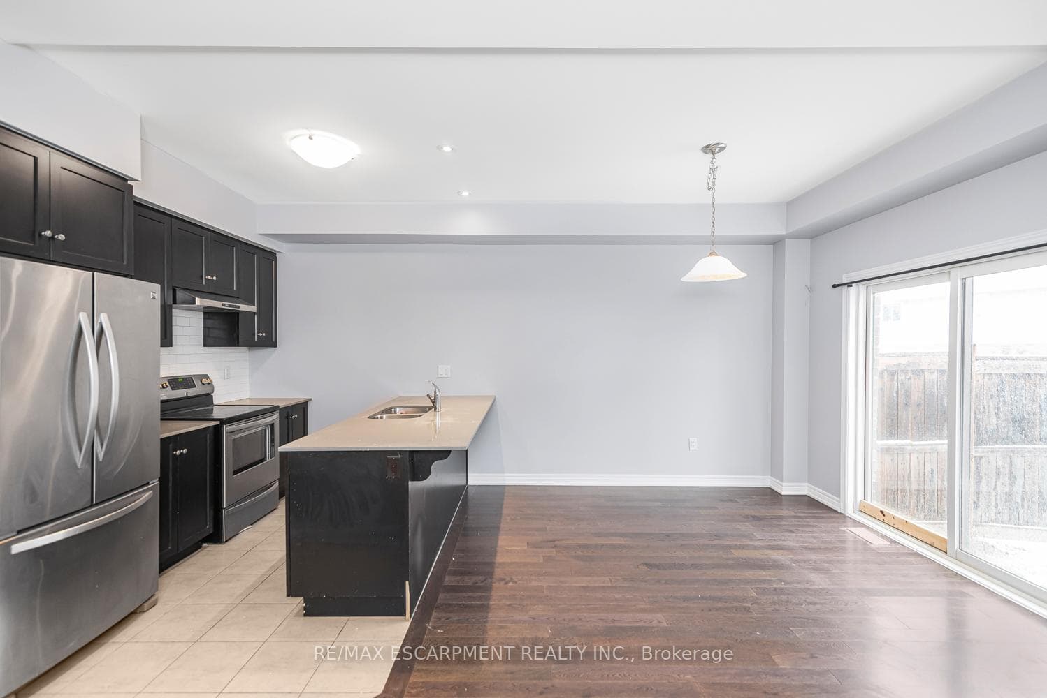 377 Glancaster Road Unit 10 photo 29