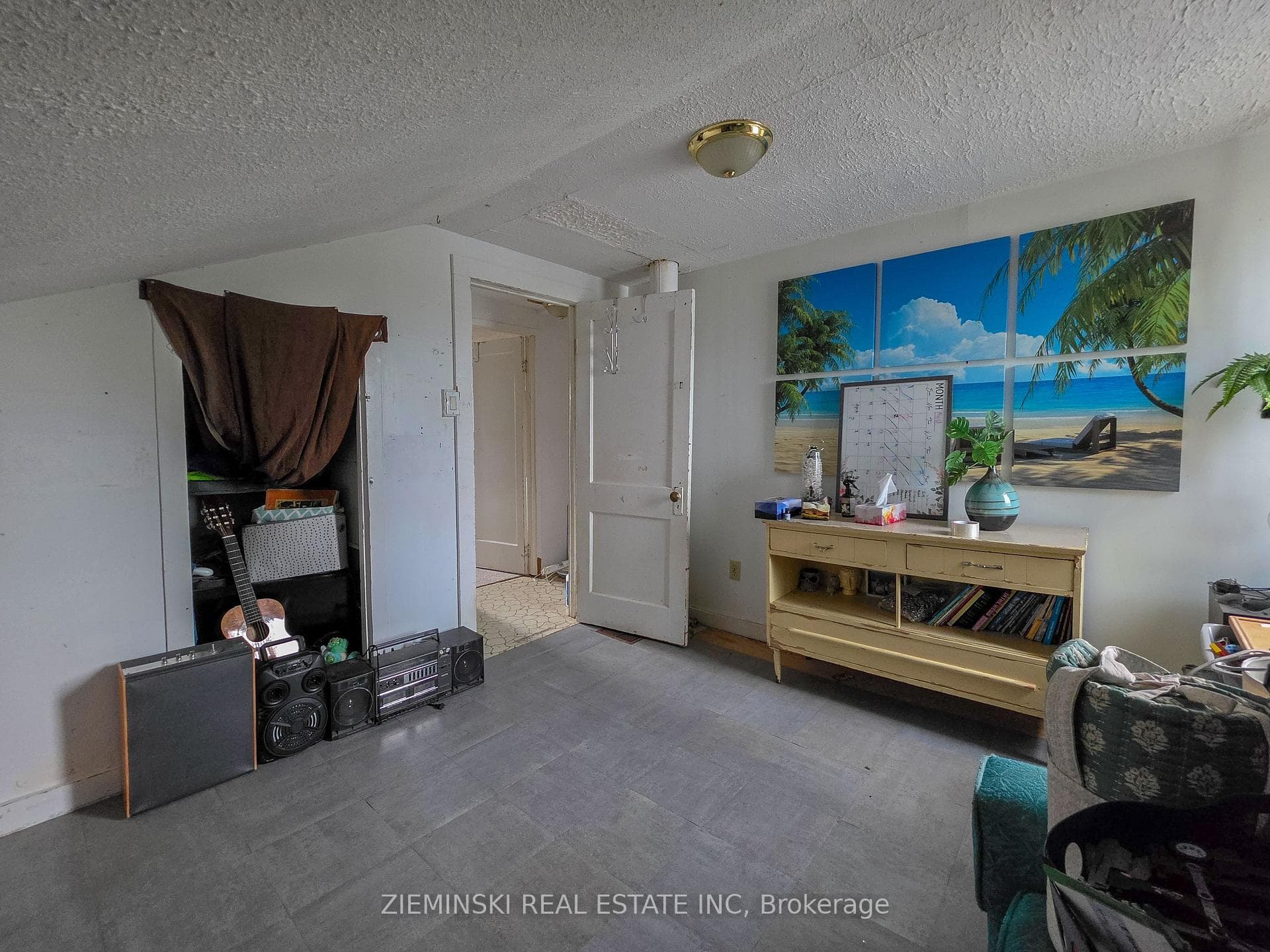 340 Ferguson Avenue photo 25