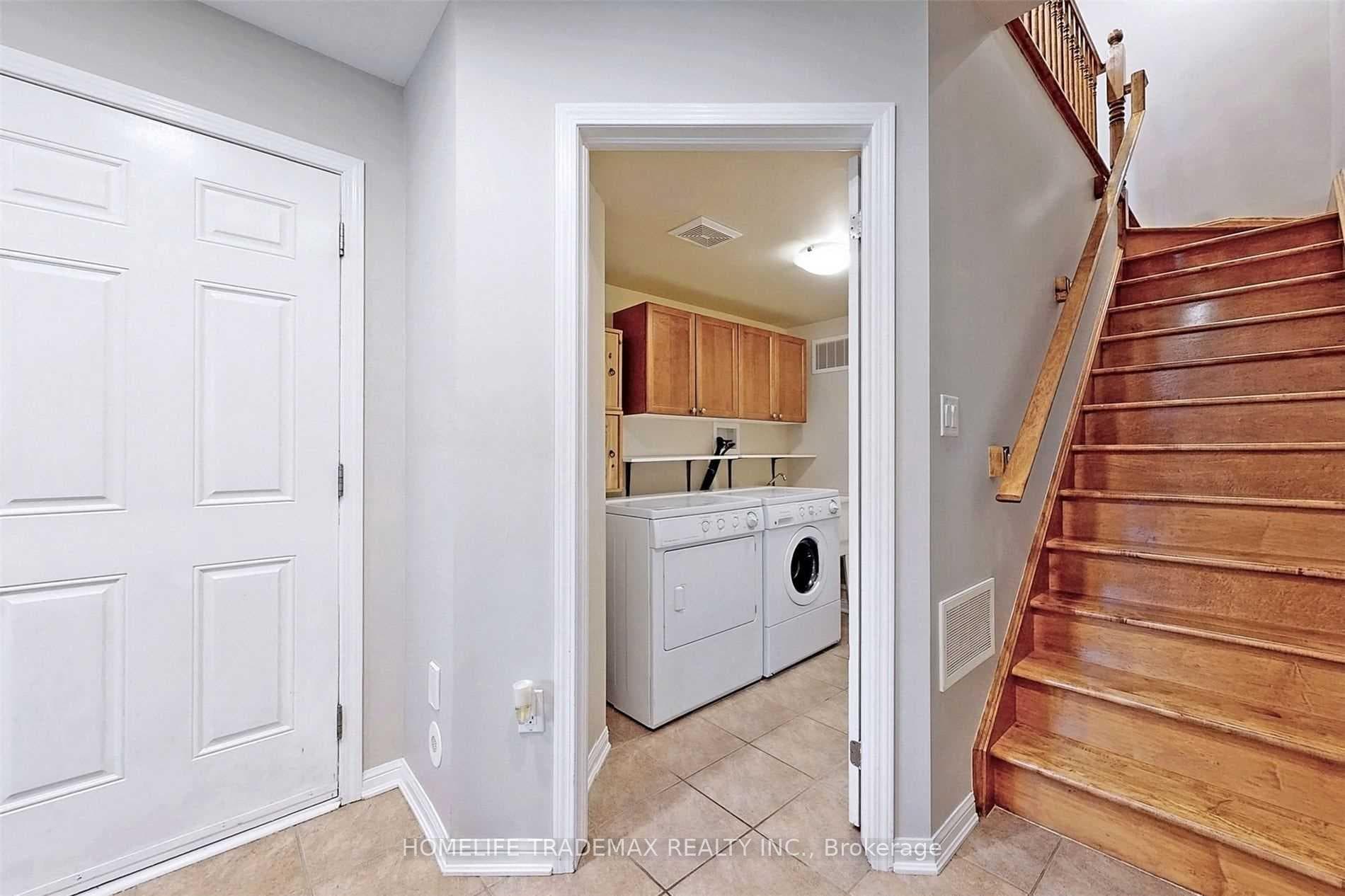933 Hasselfeldt Heights photo 29