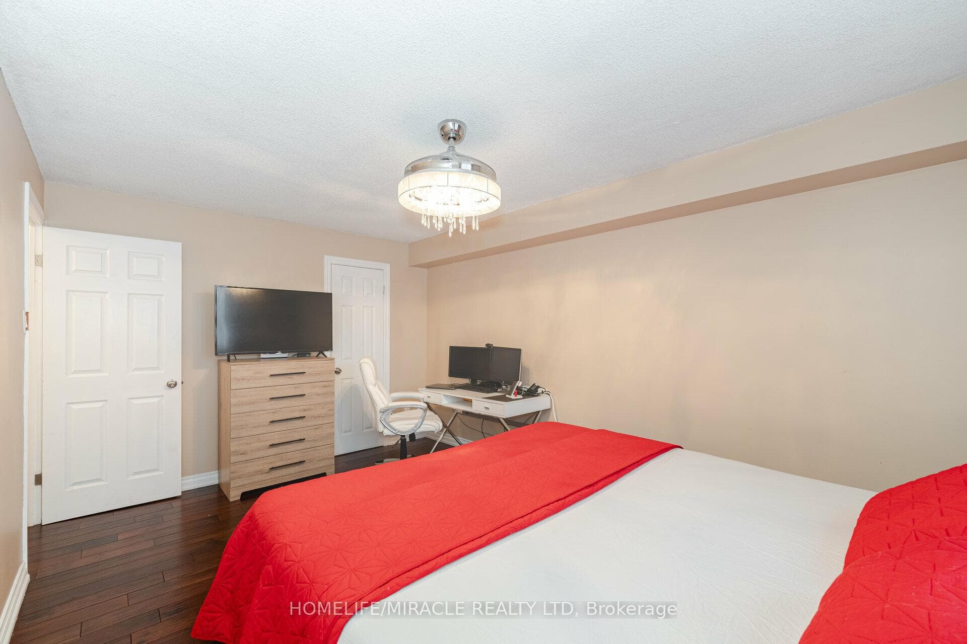 120 Dundalk Drive Unit 407 photo 23