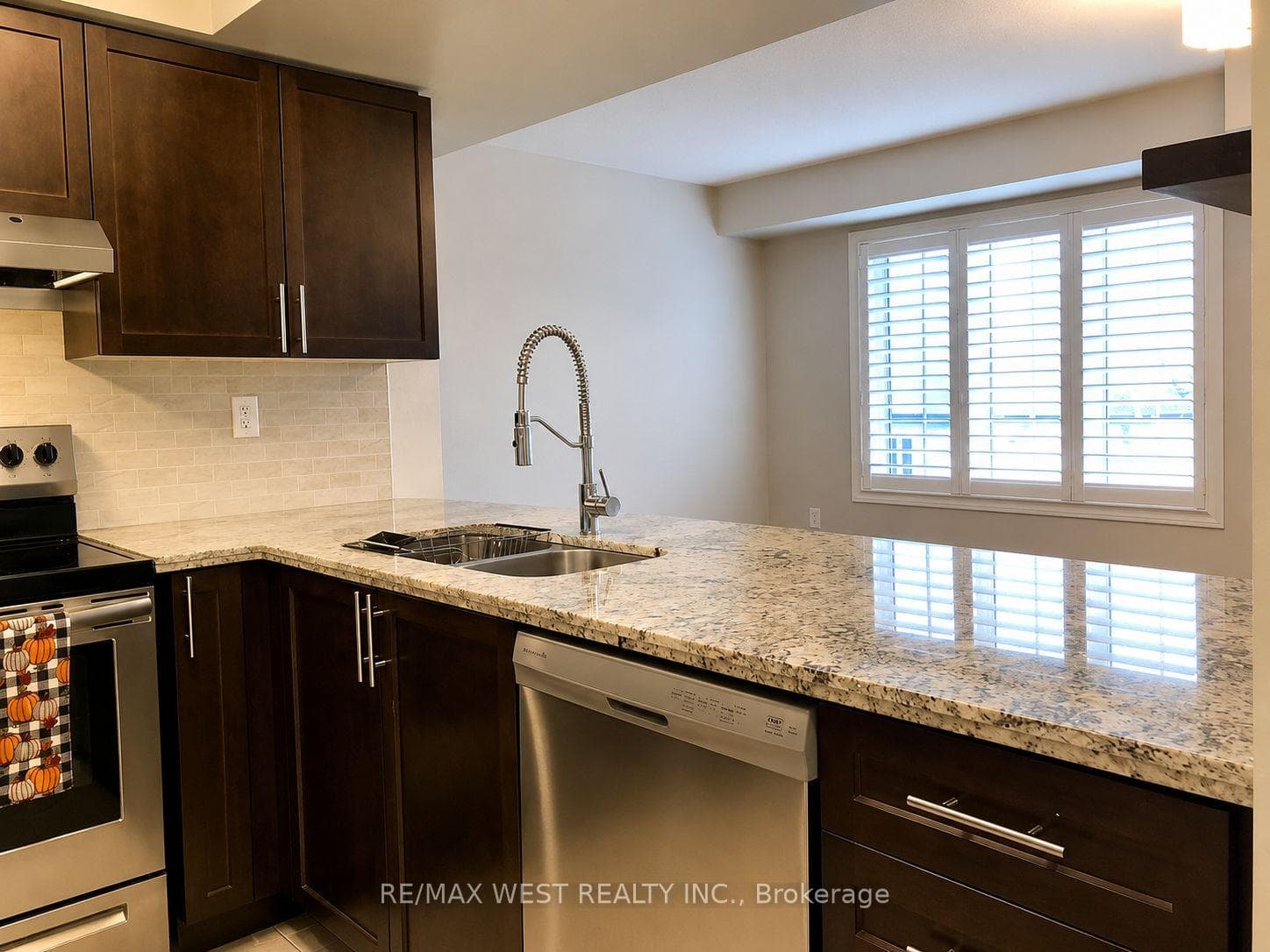 2614 Dashwood Drive Unit 5 photo 9