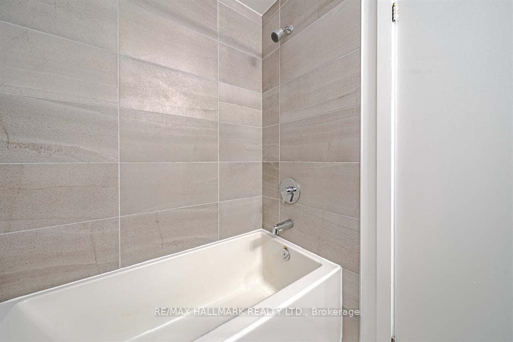 56 Forest Manor Road Unit 2008 photo 15