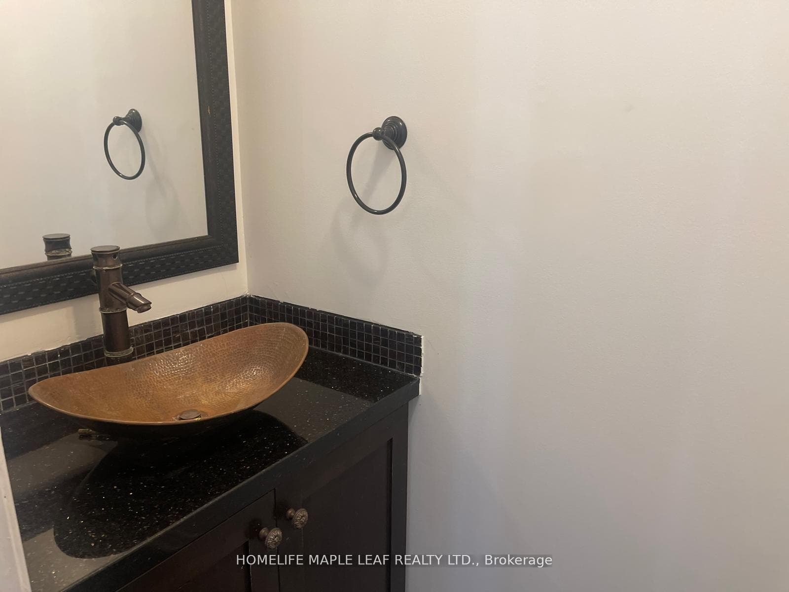 51 Redfinch Crescent photo 4