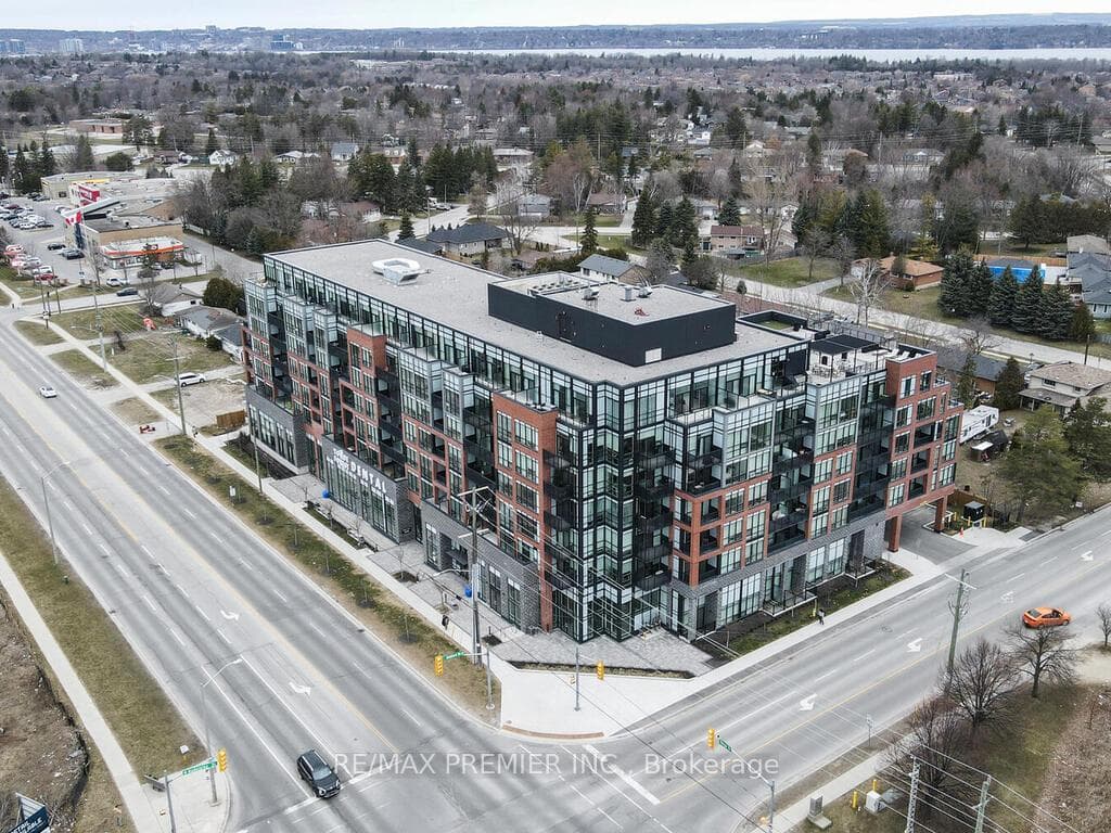 681 Yonge Street Unit 306 photo 1