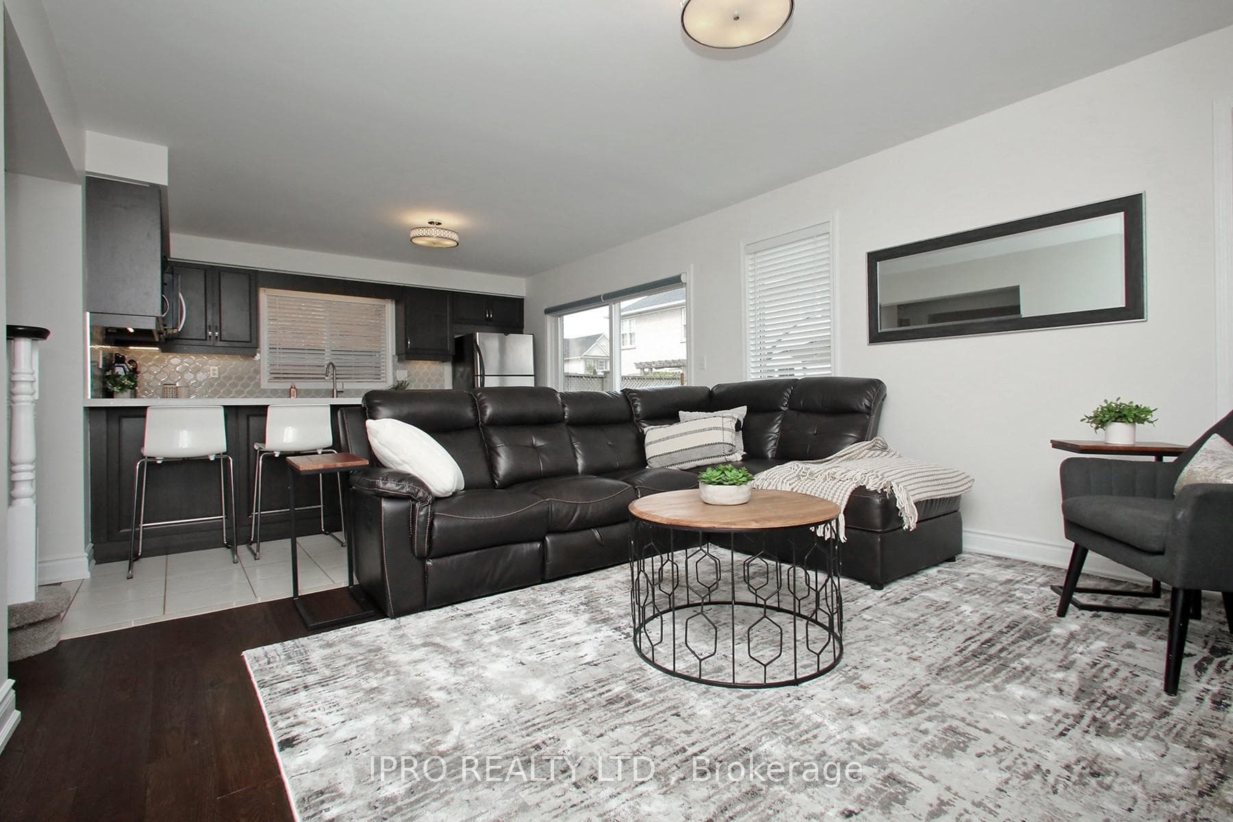 508 Collis Court photo 9