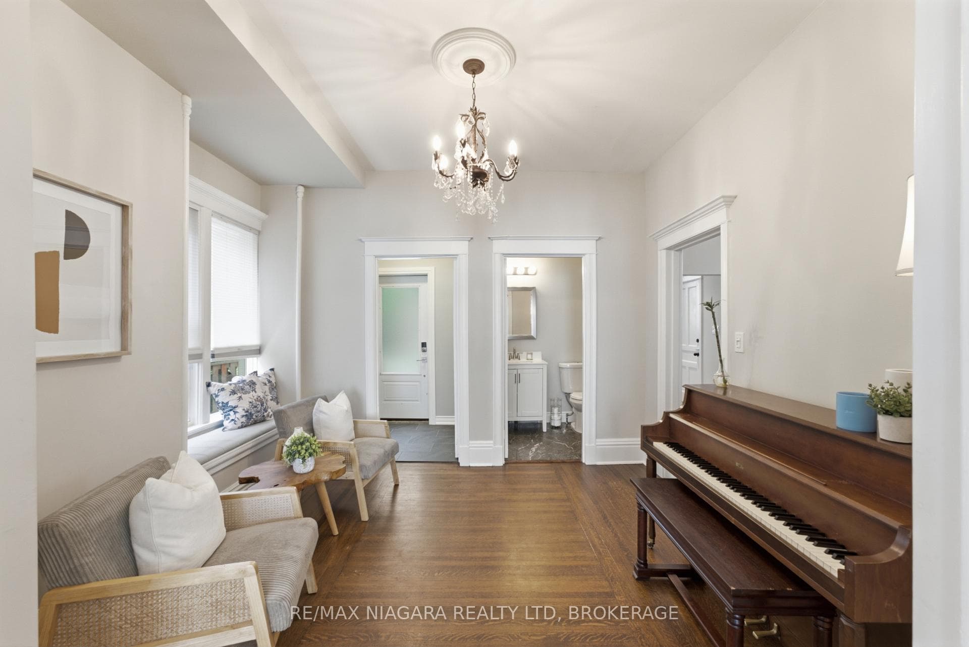 2 Cottage Avenue photo 8