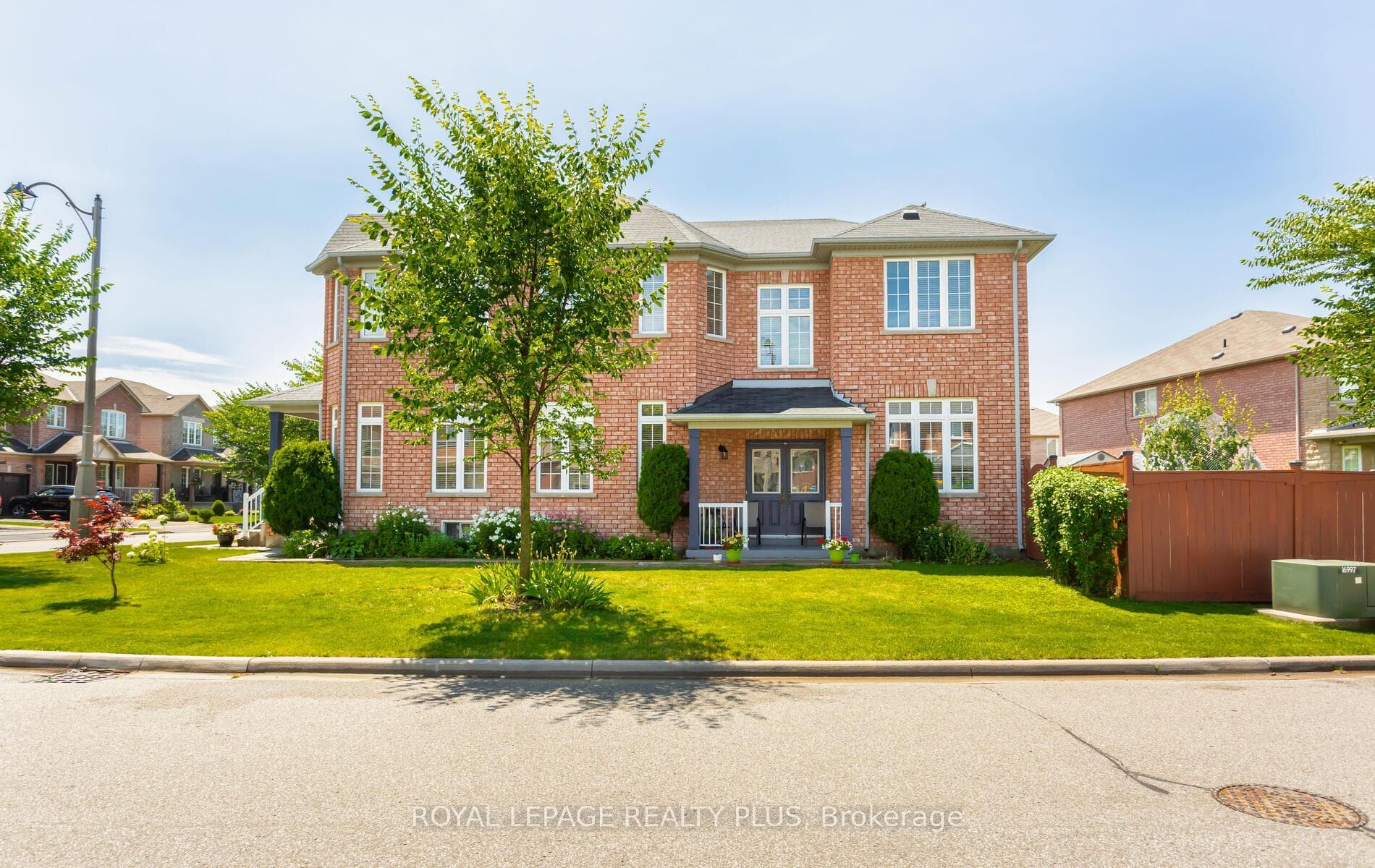 9 Dalhousie Crescent photo 2