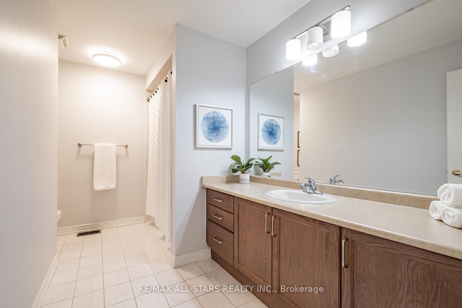 225 Delbert Circle photo 31