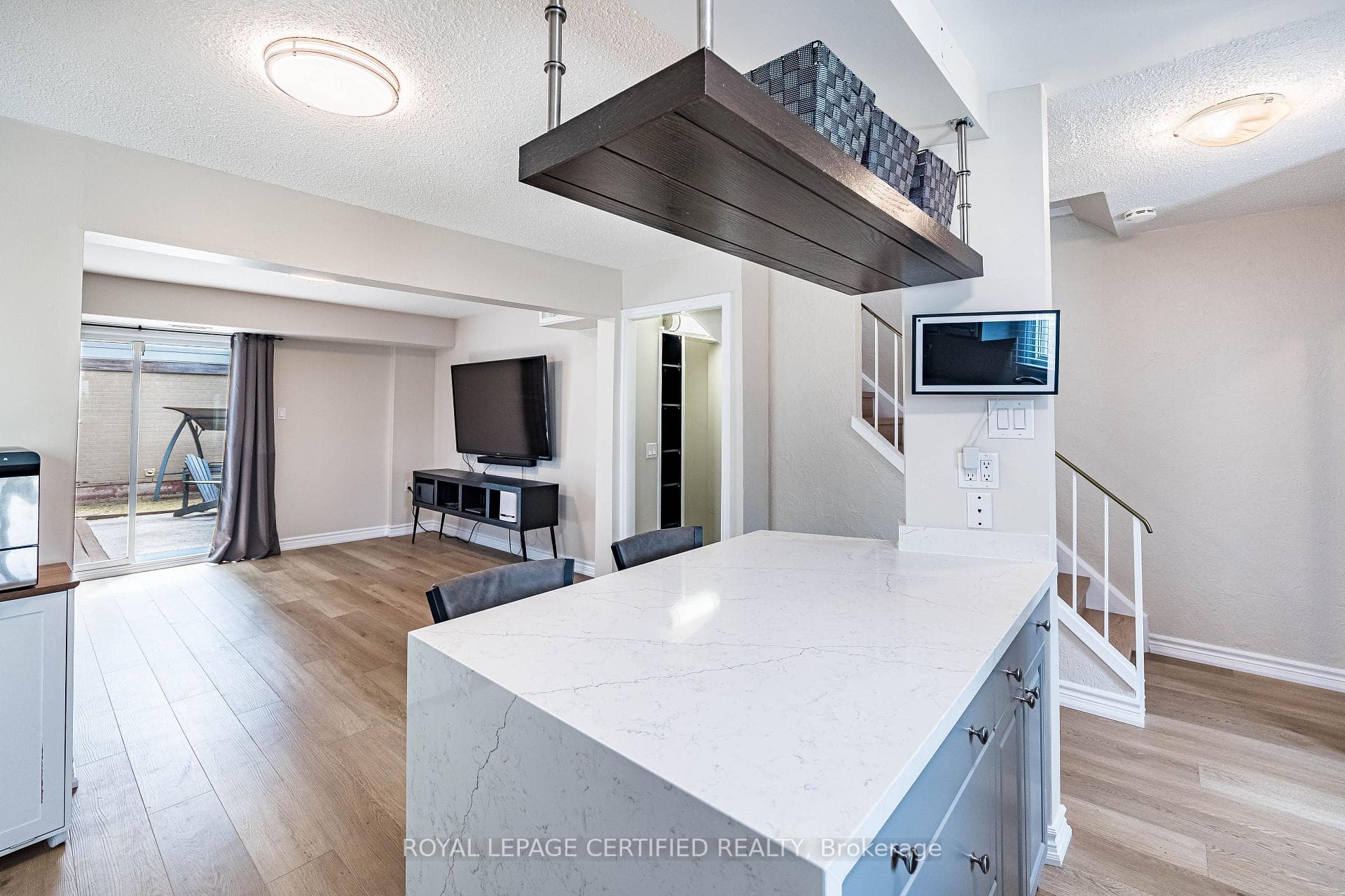 17 Holmcrest Court photo 11