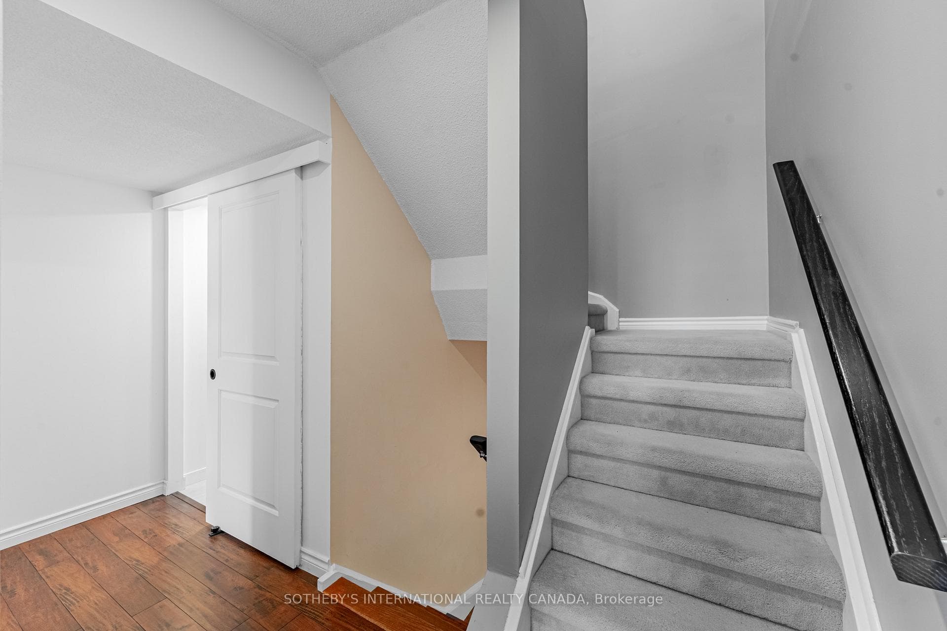 75 Weldrick Road Unit 305 photo 29