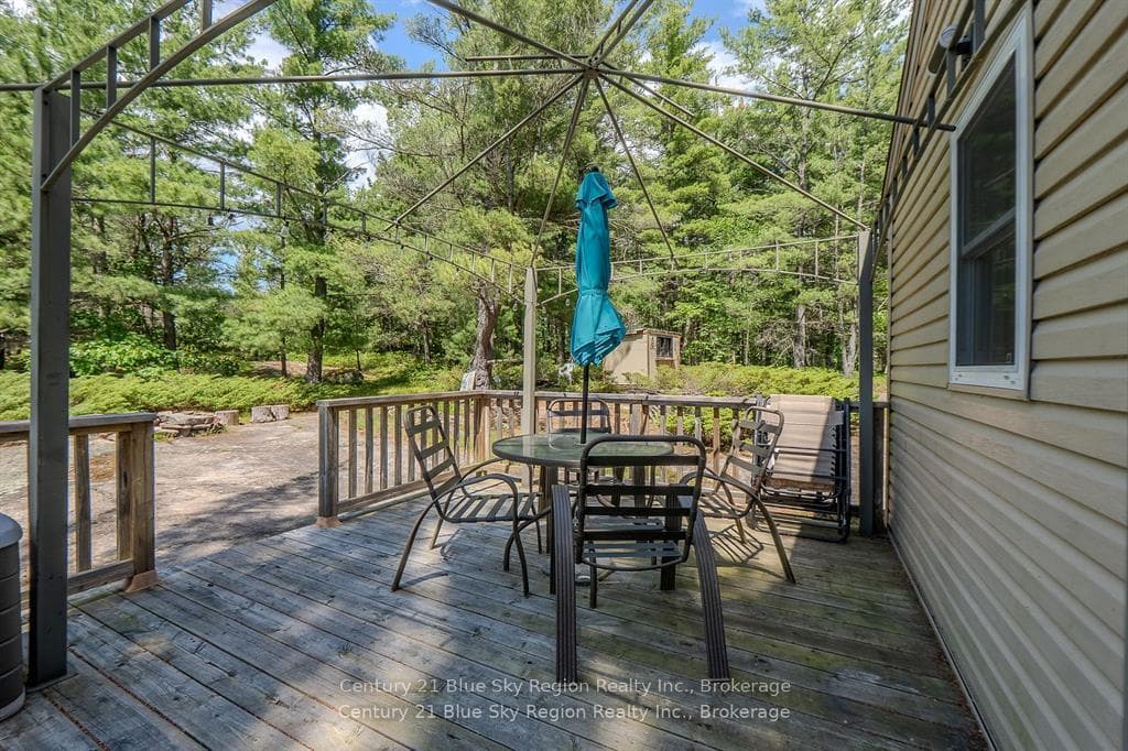 285 C Ruston Road photo 27