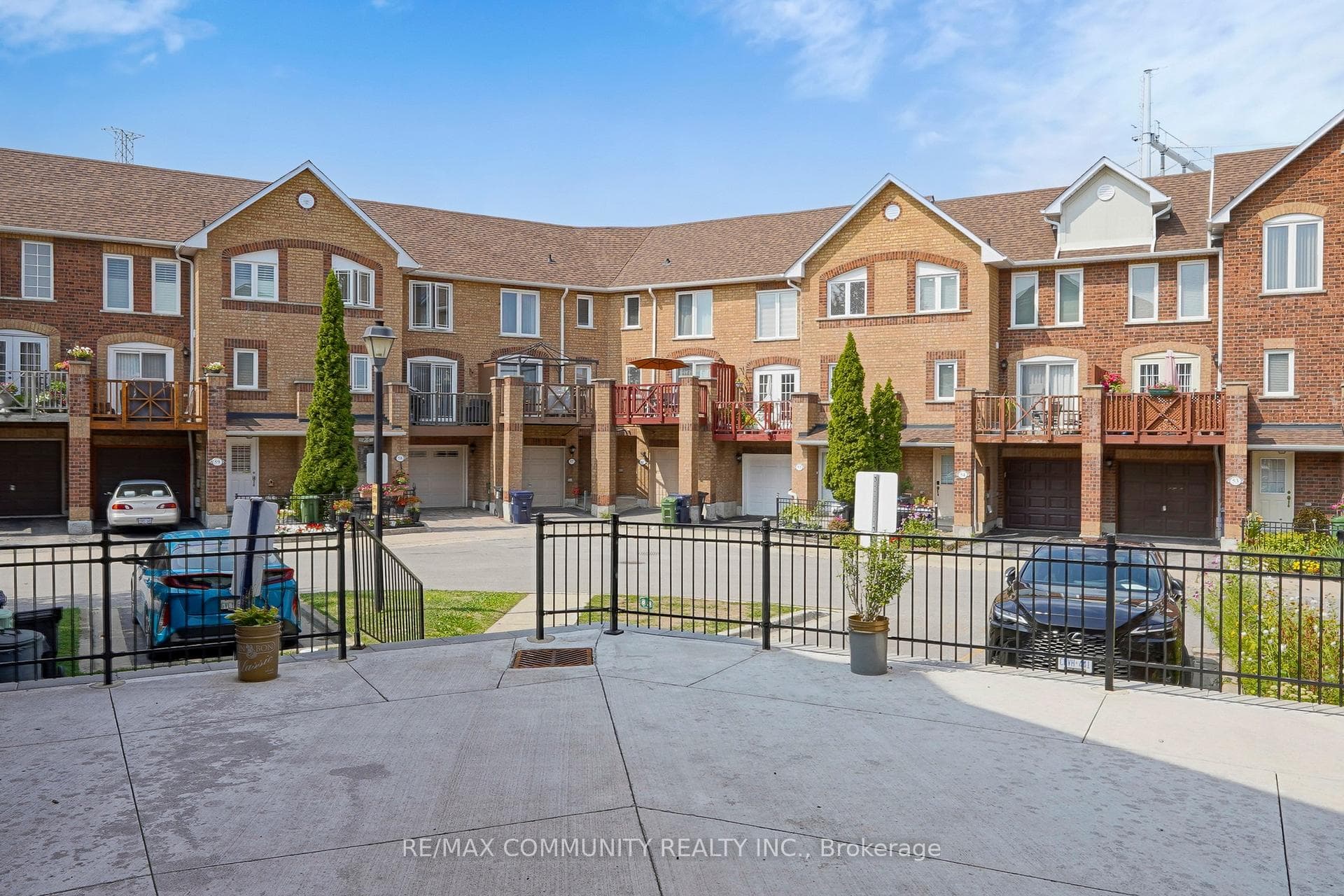 2 Hedge End Road Unit 80 photo 43