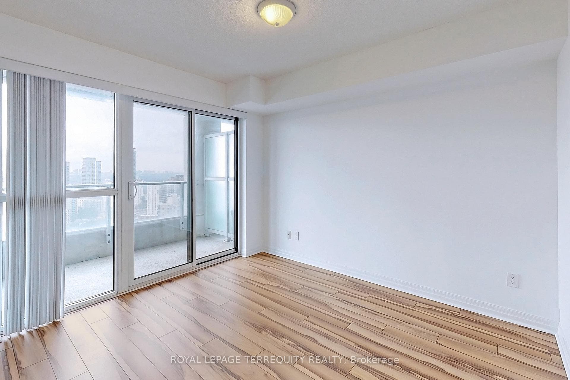275 Yorkland Road Unit 2412 photo 25