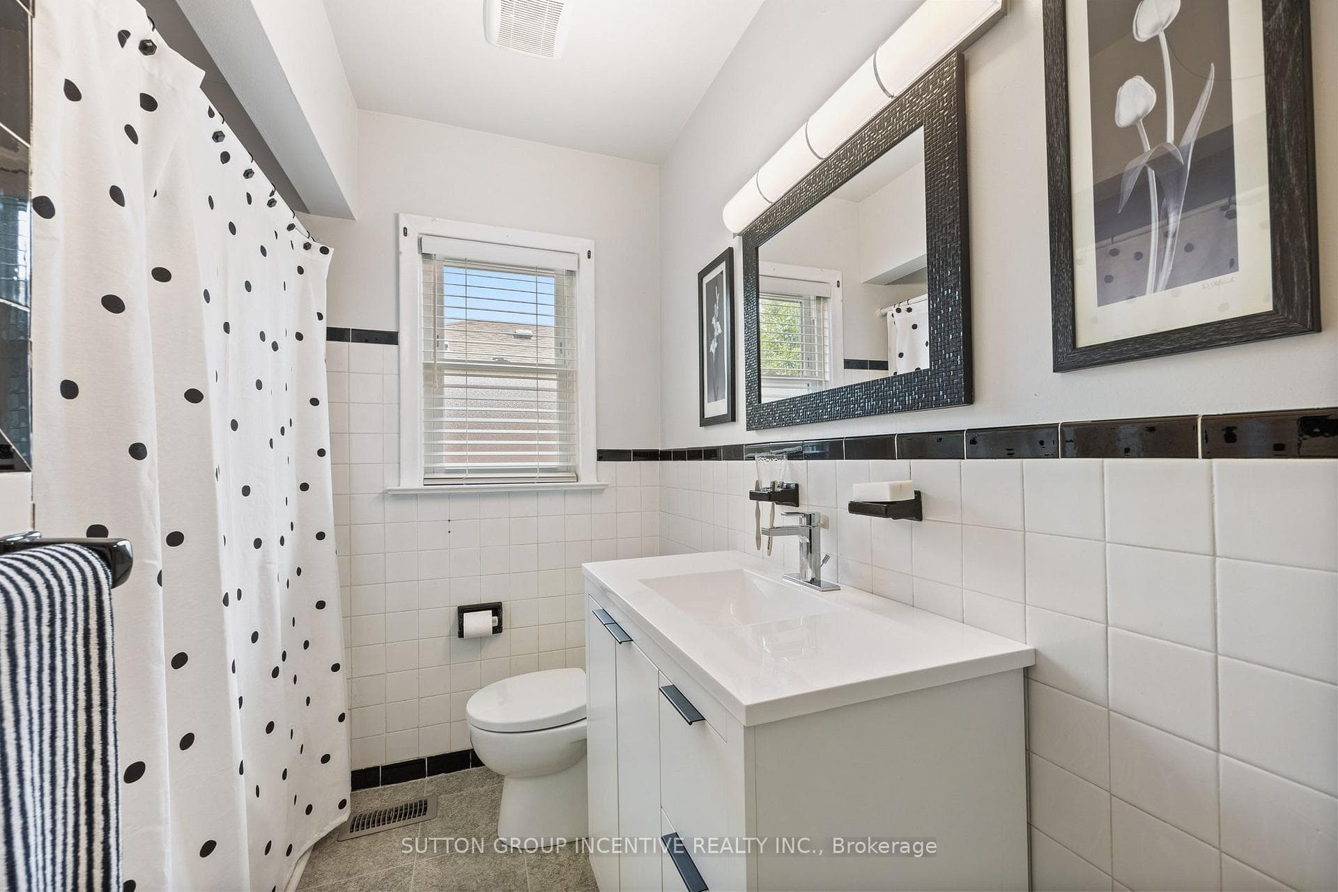 92 Blakemanor Boulevard photo 24