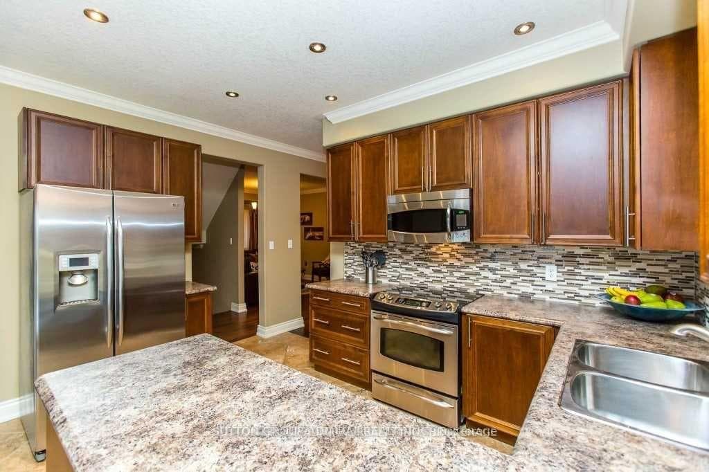 62 Dunnett Drive photo 7