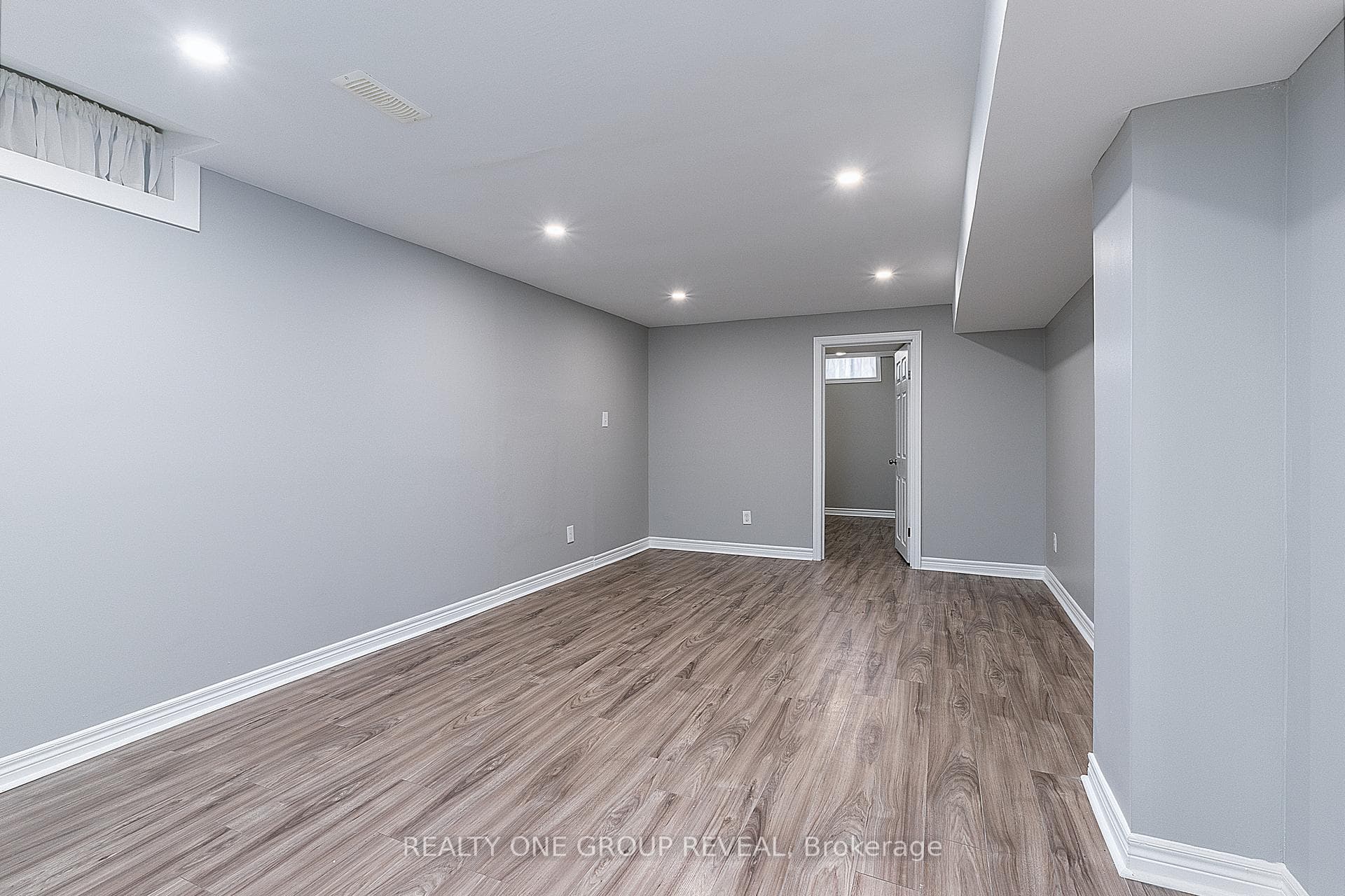 48 Patrick Drive photo 8