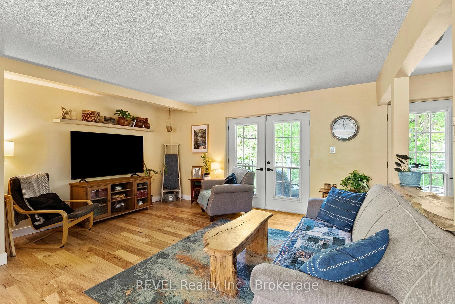 196 Warner Road photo 8
