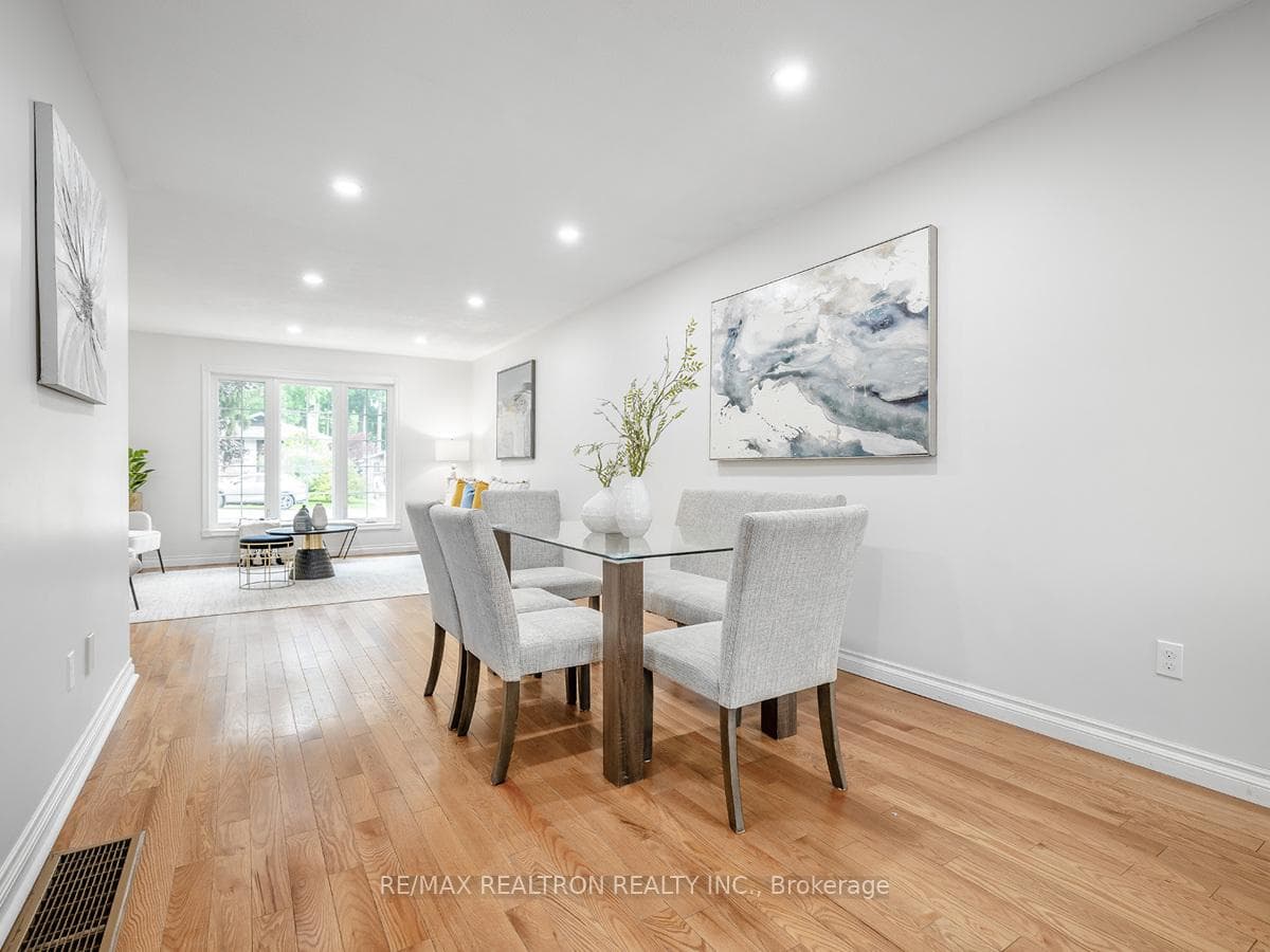 220 Elm Avenue photo 7