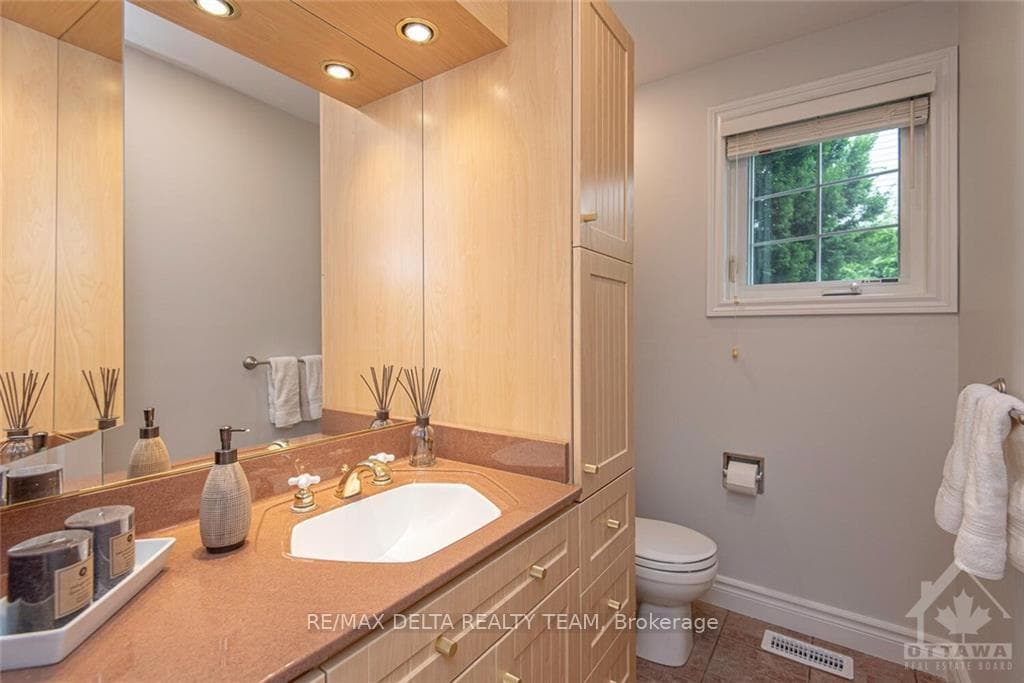 230 PARK GROVE Drive photo 15
