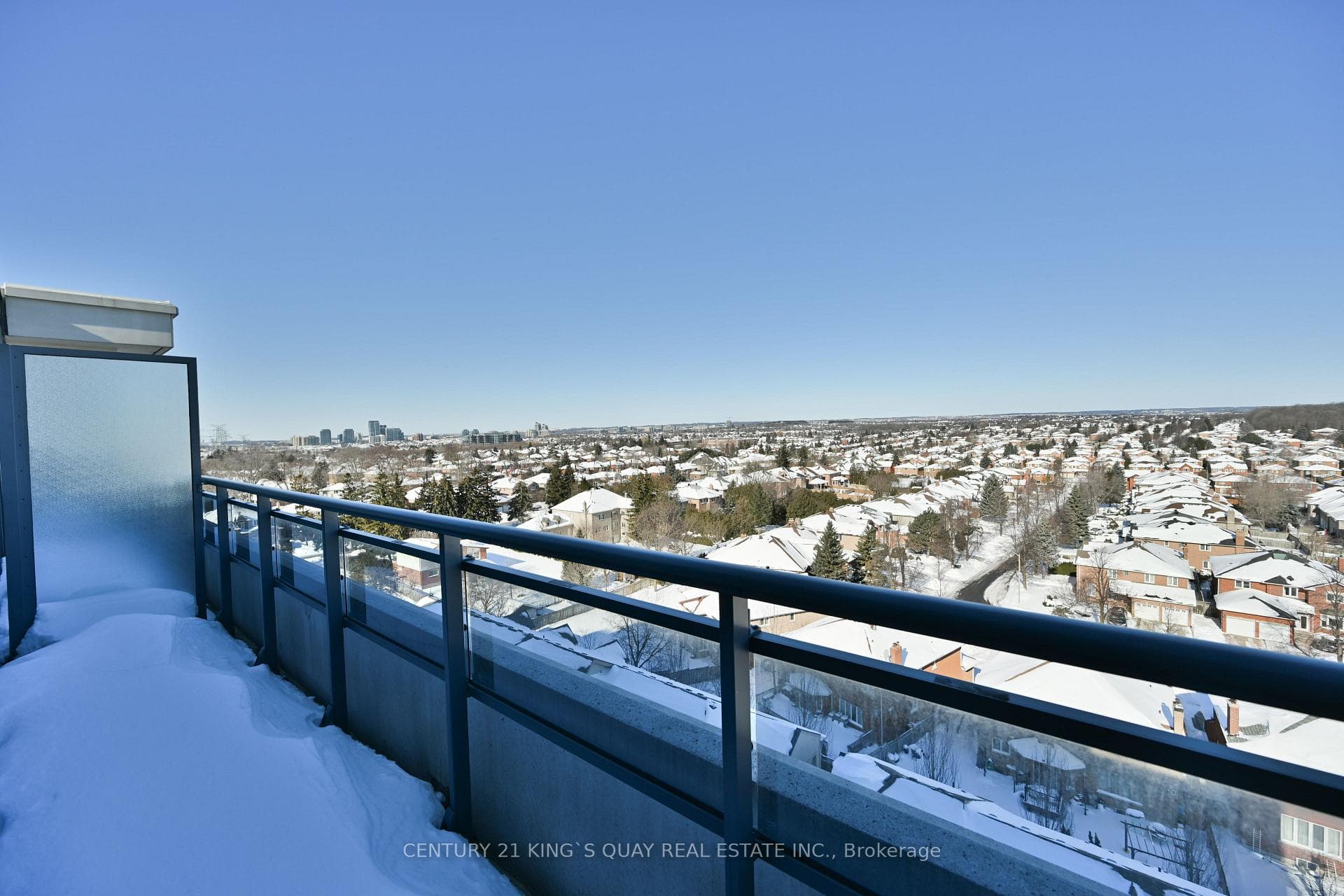 376 Highway 7 Avenue Unit Ph19 photo 17