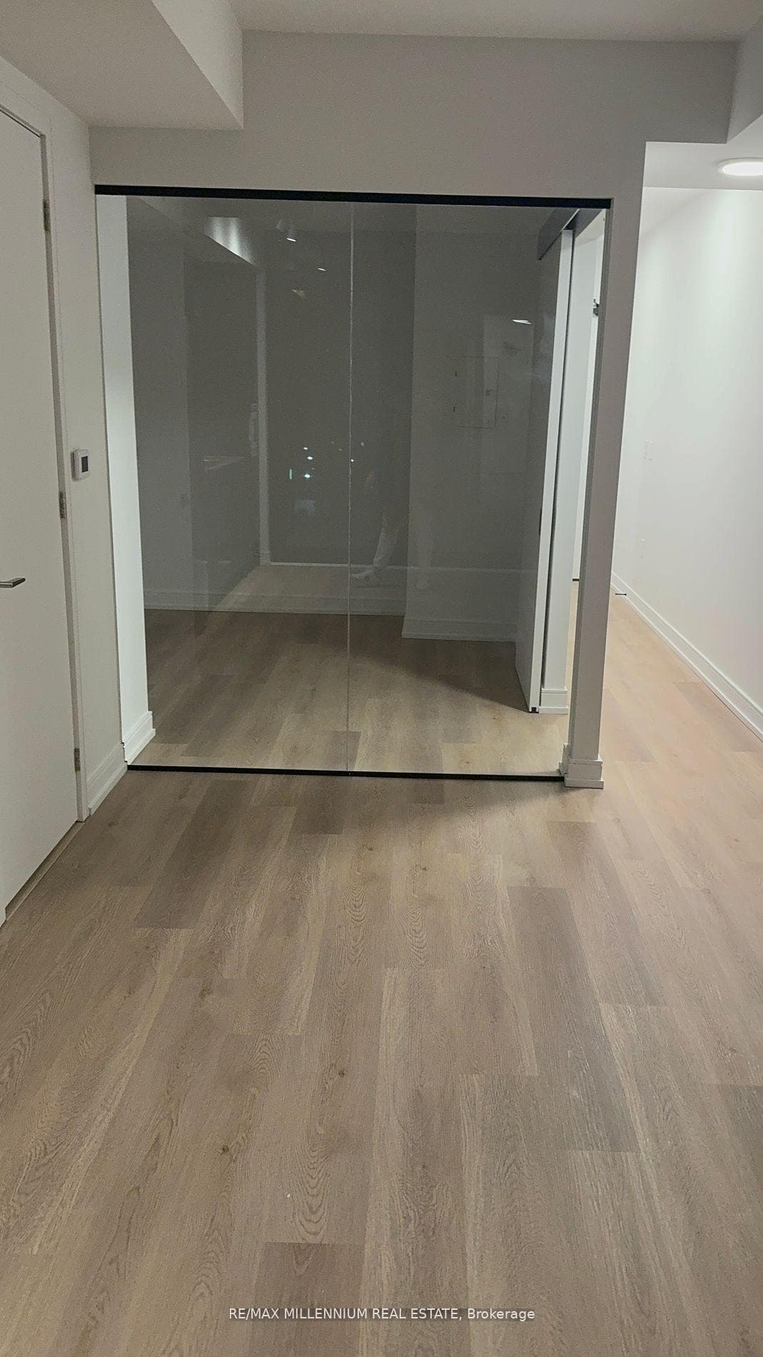 1 Jarvis Street Unit 809 photo 32