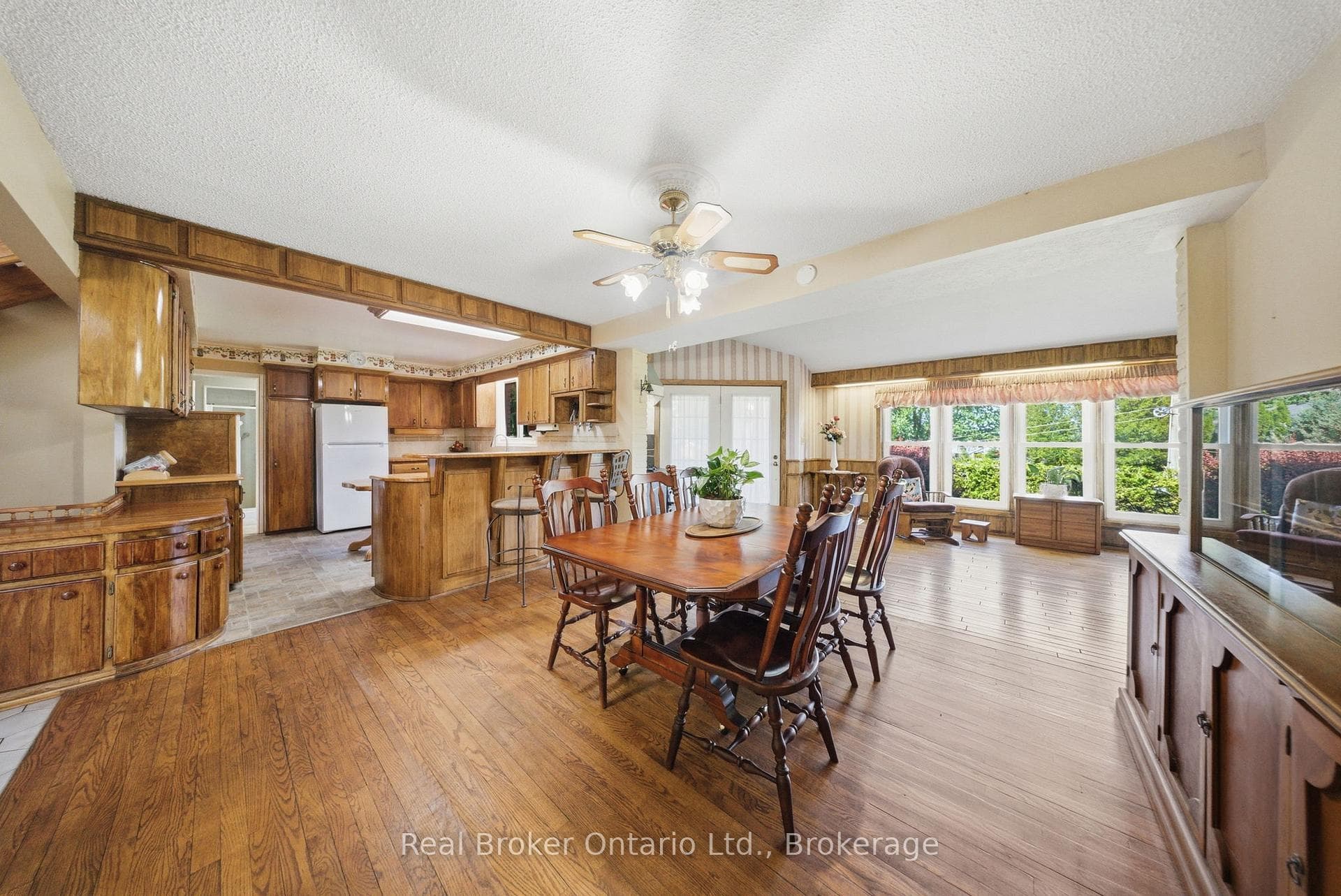 800 Tremaine Avenue photo 20