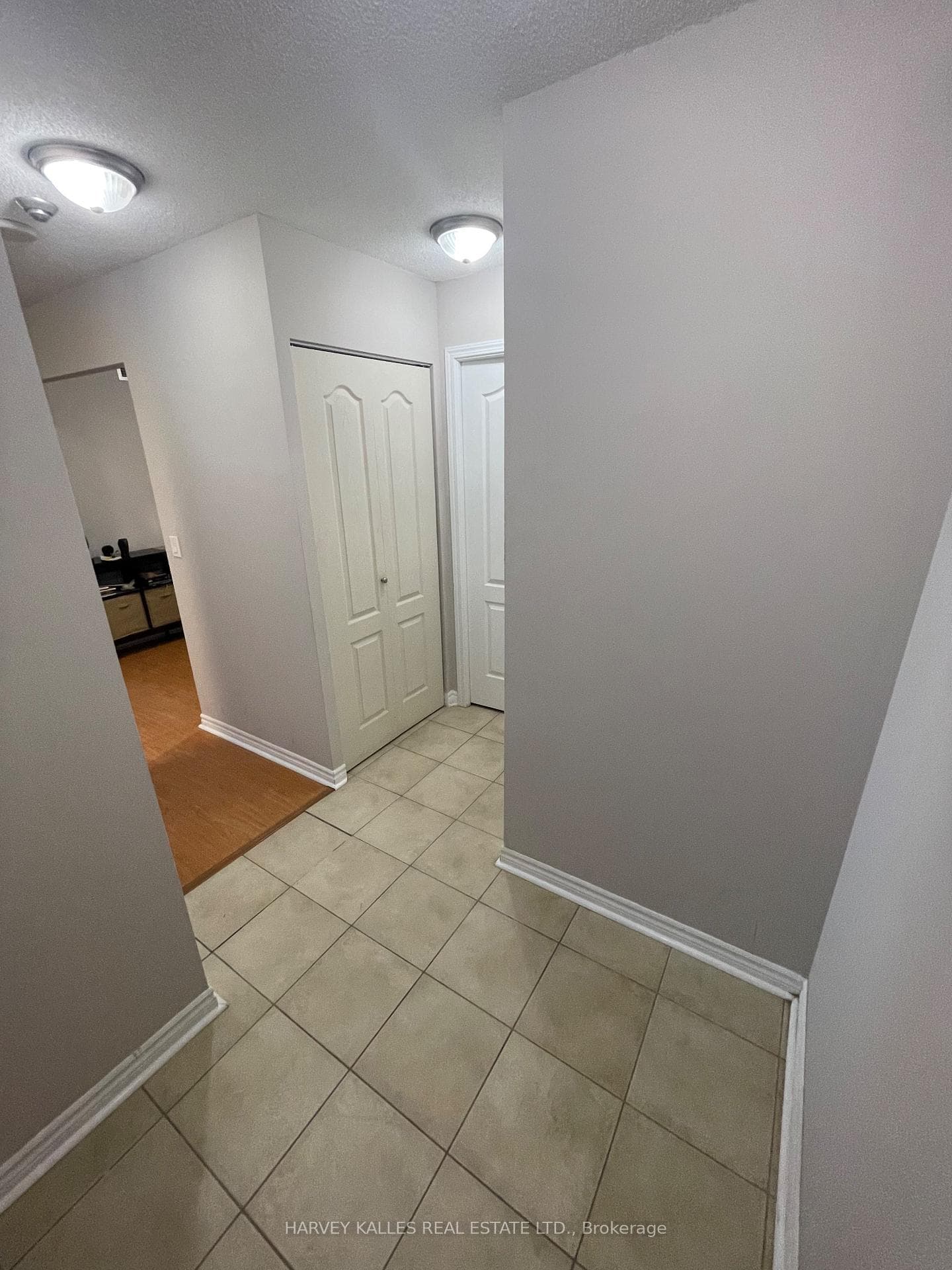 good foyer