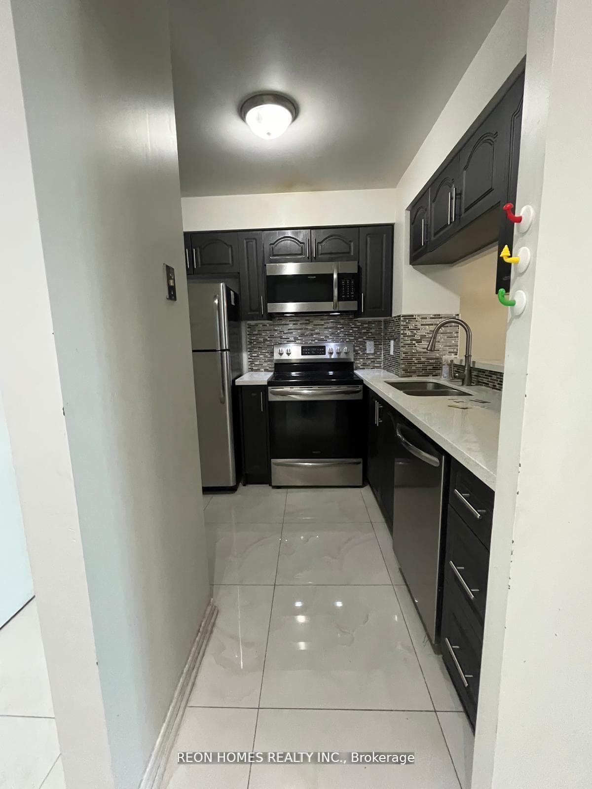 68 Corporate Drive Unit 2232 photo 6