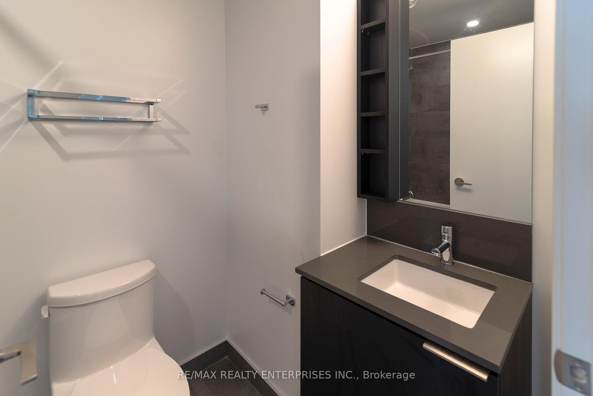 7890 Jane Street Unit 4203 photo 14